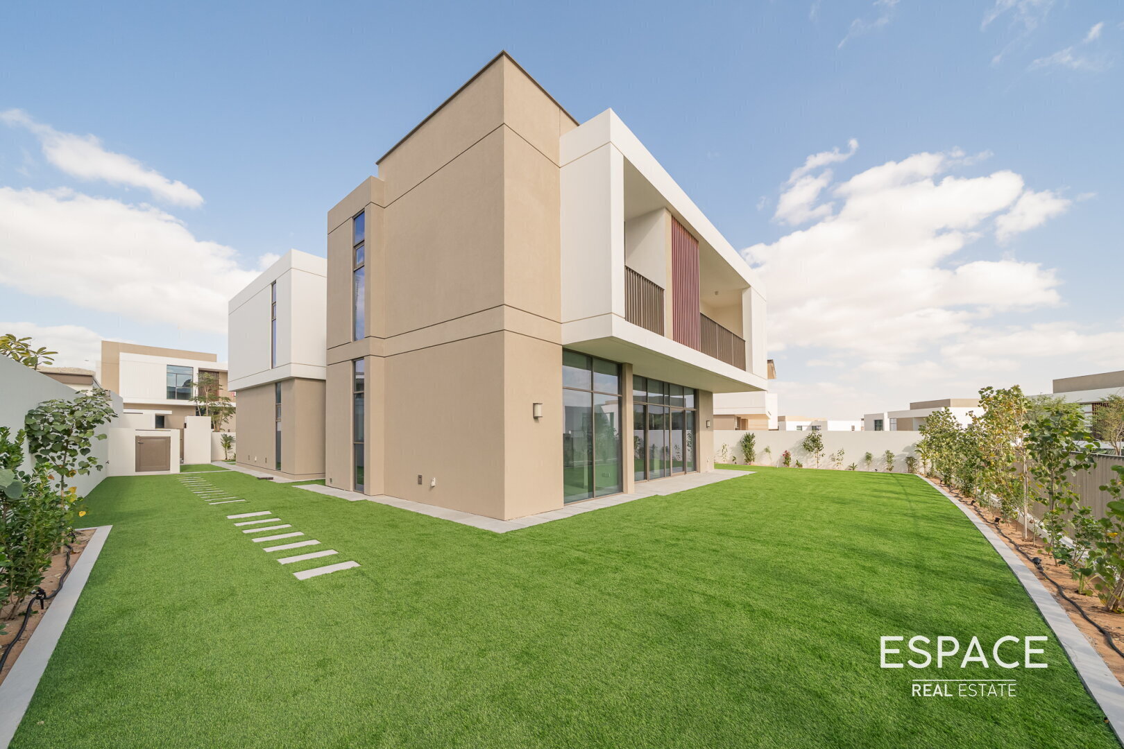 Best Type | Single Row | Landscaped
