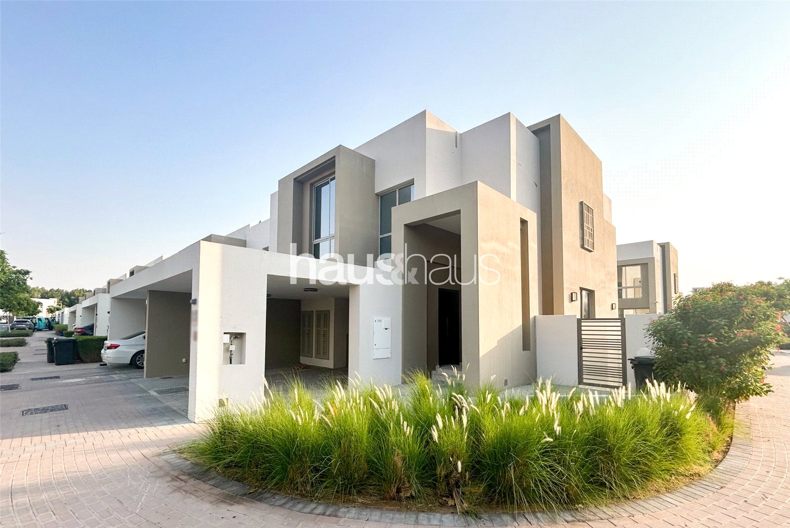 True Corner | Exclusive Community | Landscaped