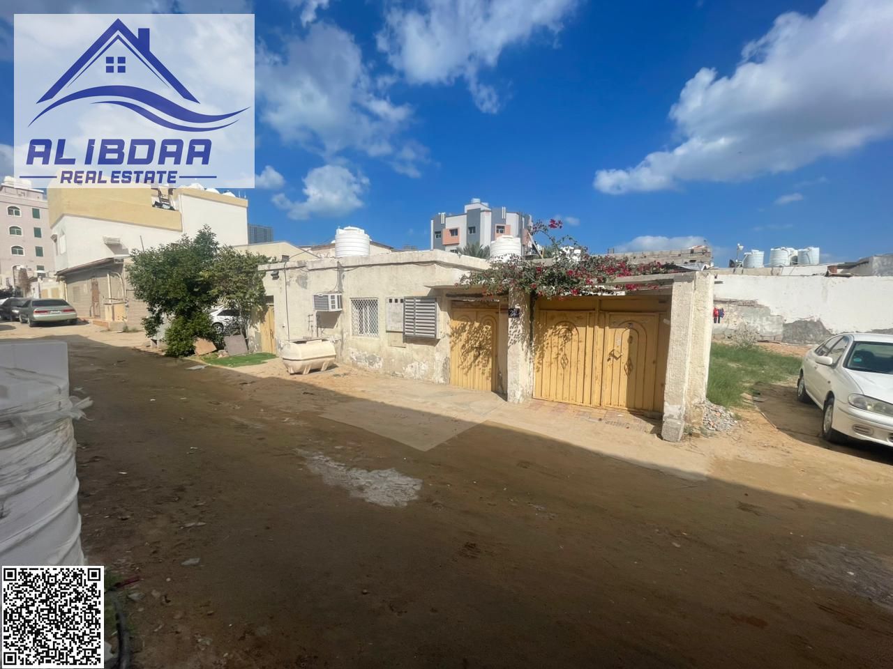Traditional Arabic house for sale in Ajman, Al Rashidiya area