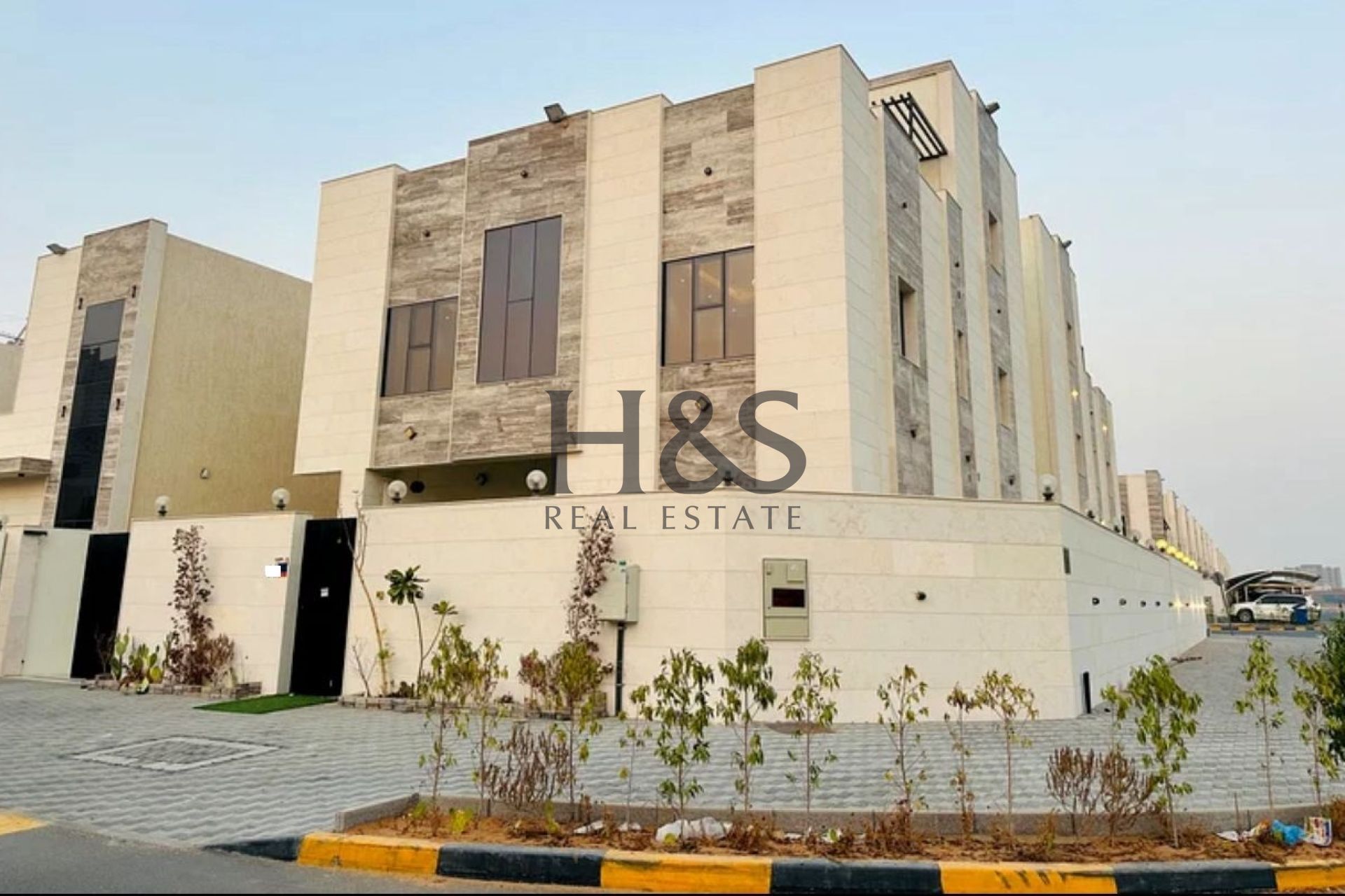 6 Bedroom Master Villa | Large Layout | With Majlis & Hall