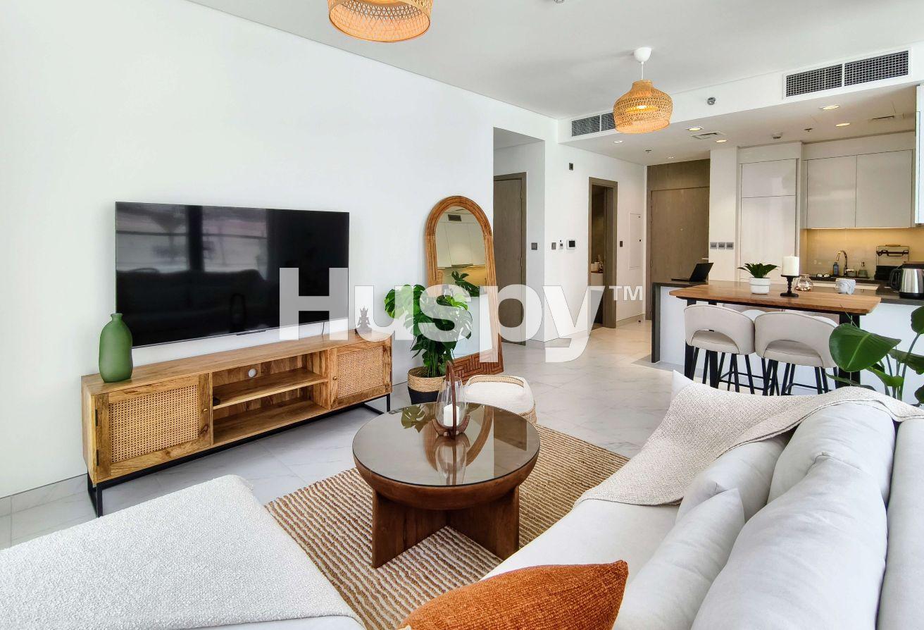 Fully Furnished | Low Floor | Multiple Cheques