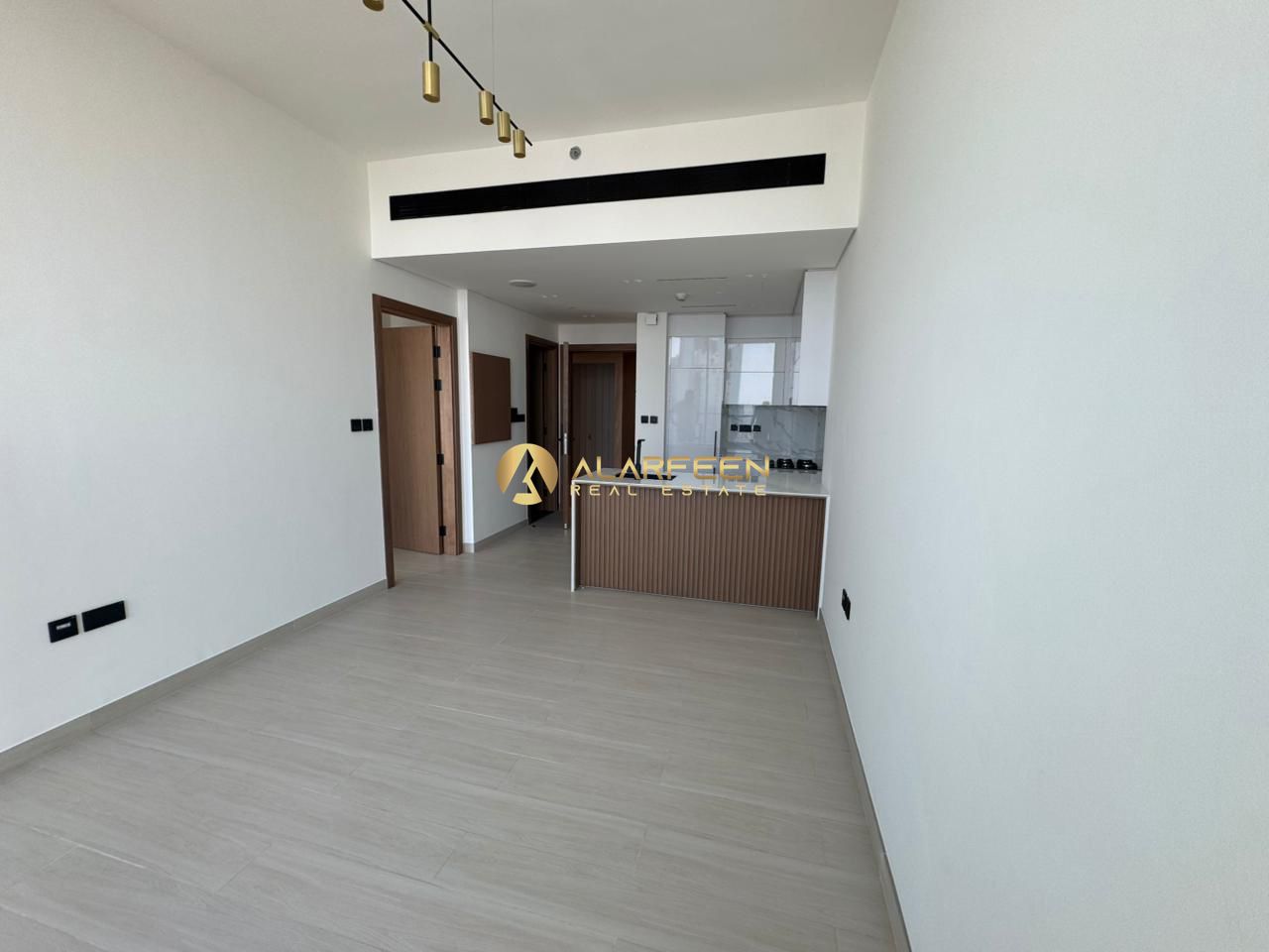 Golf View | Prime Location |Ready to Move
