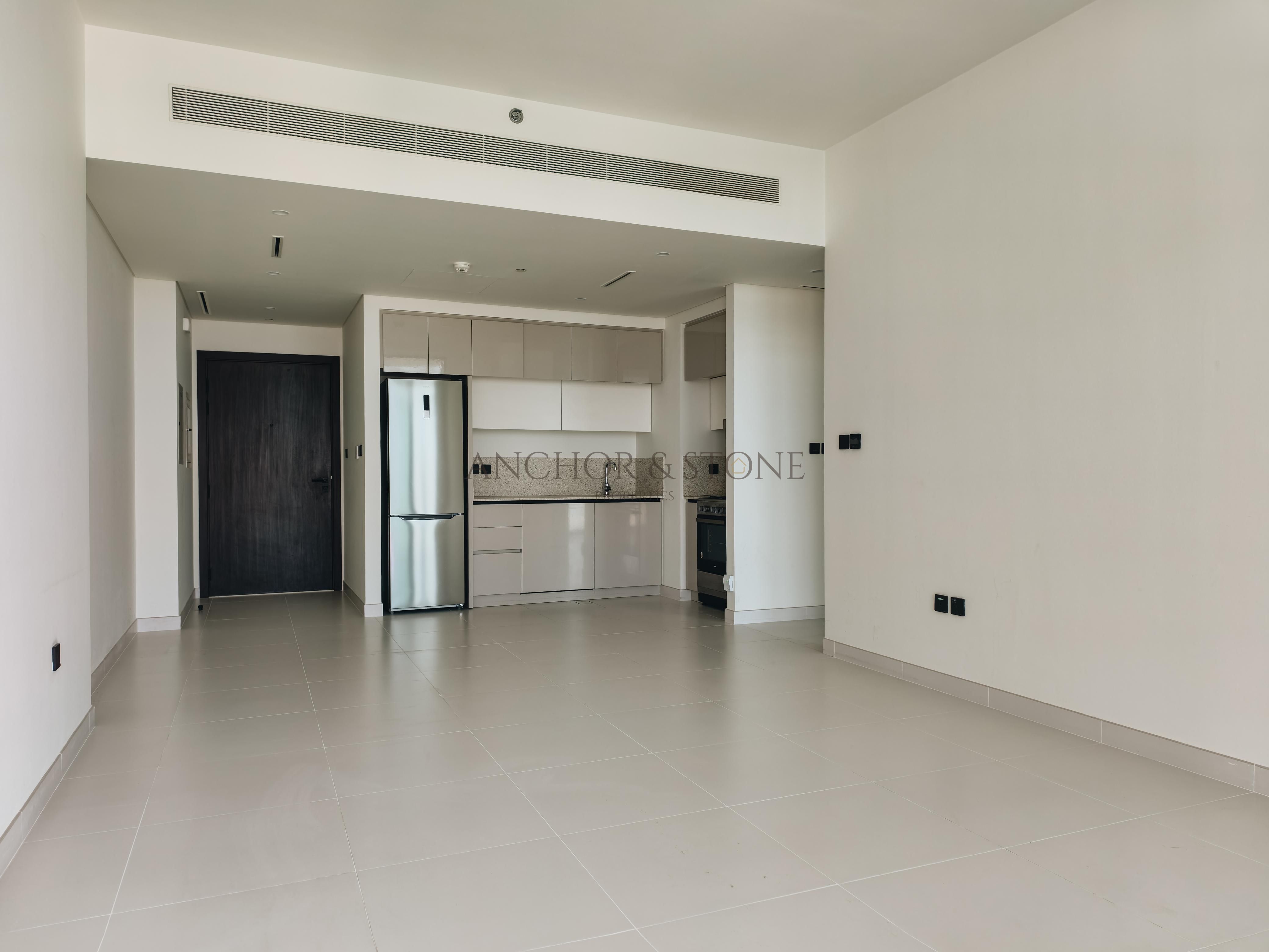 High Floor || Full Palm View || Private Beach Access