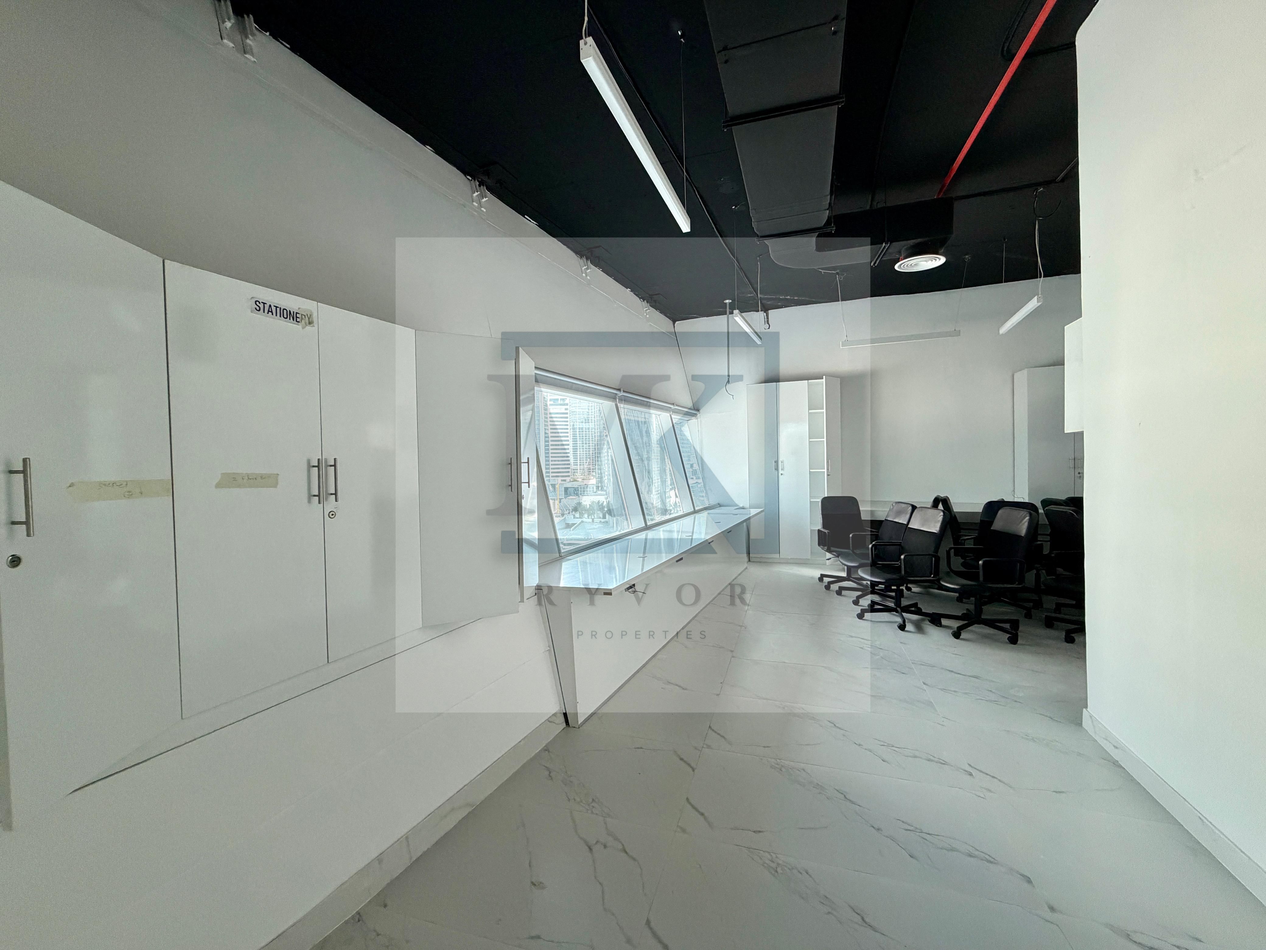 Premium Office | Rent | Iris Bay Tower | Business Bay | Prime Location | Semi-Furnished