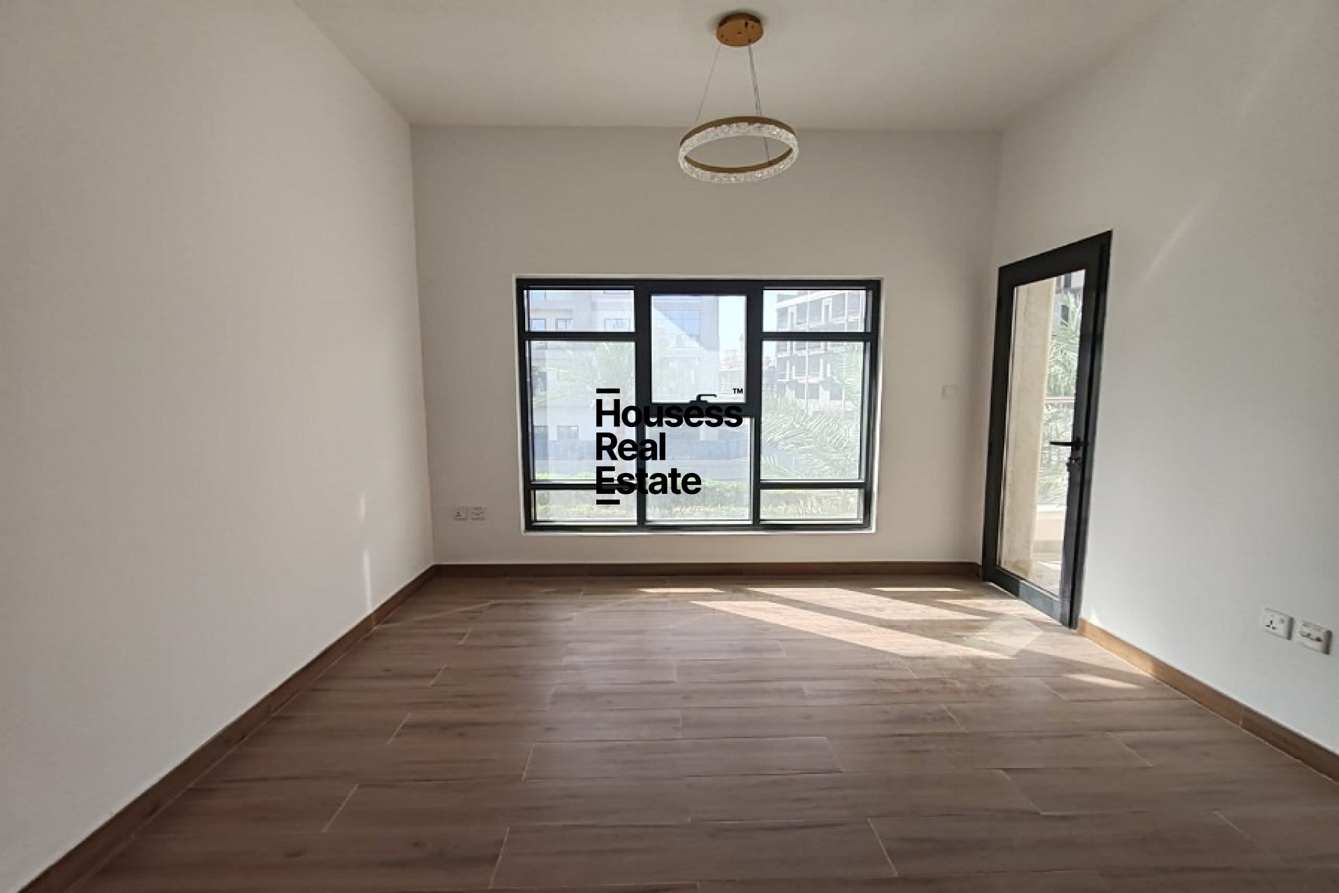 4Bed plus Maid | Fully Upgraded | Spacious Layout