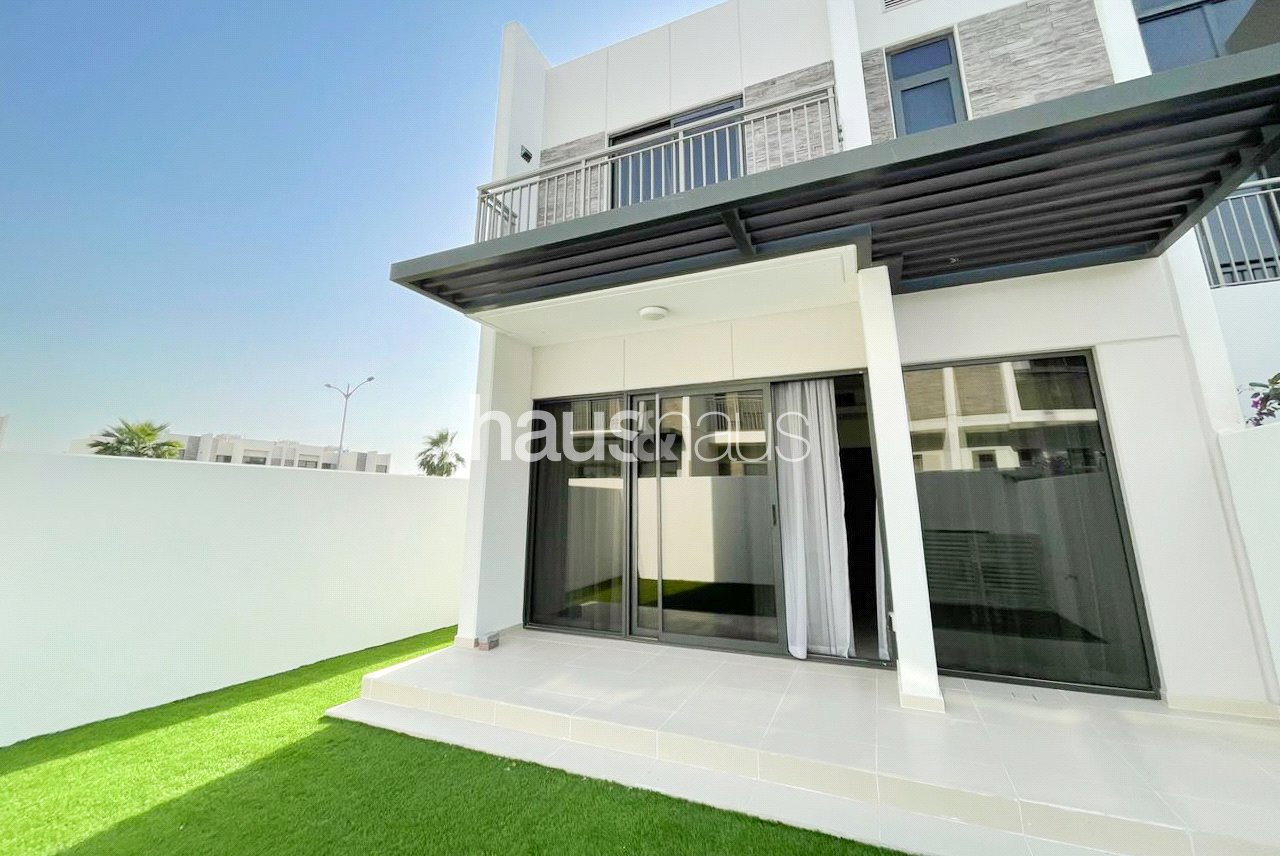 Fully furnished | Huge End Unit | Exclusive