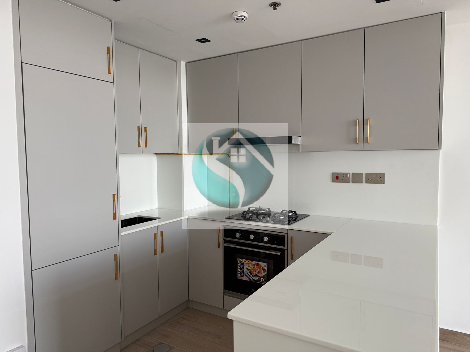 brand new semi furnished 2bedroom high floor ready to move