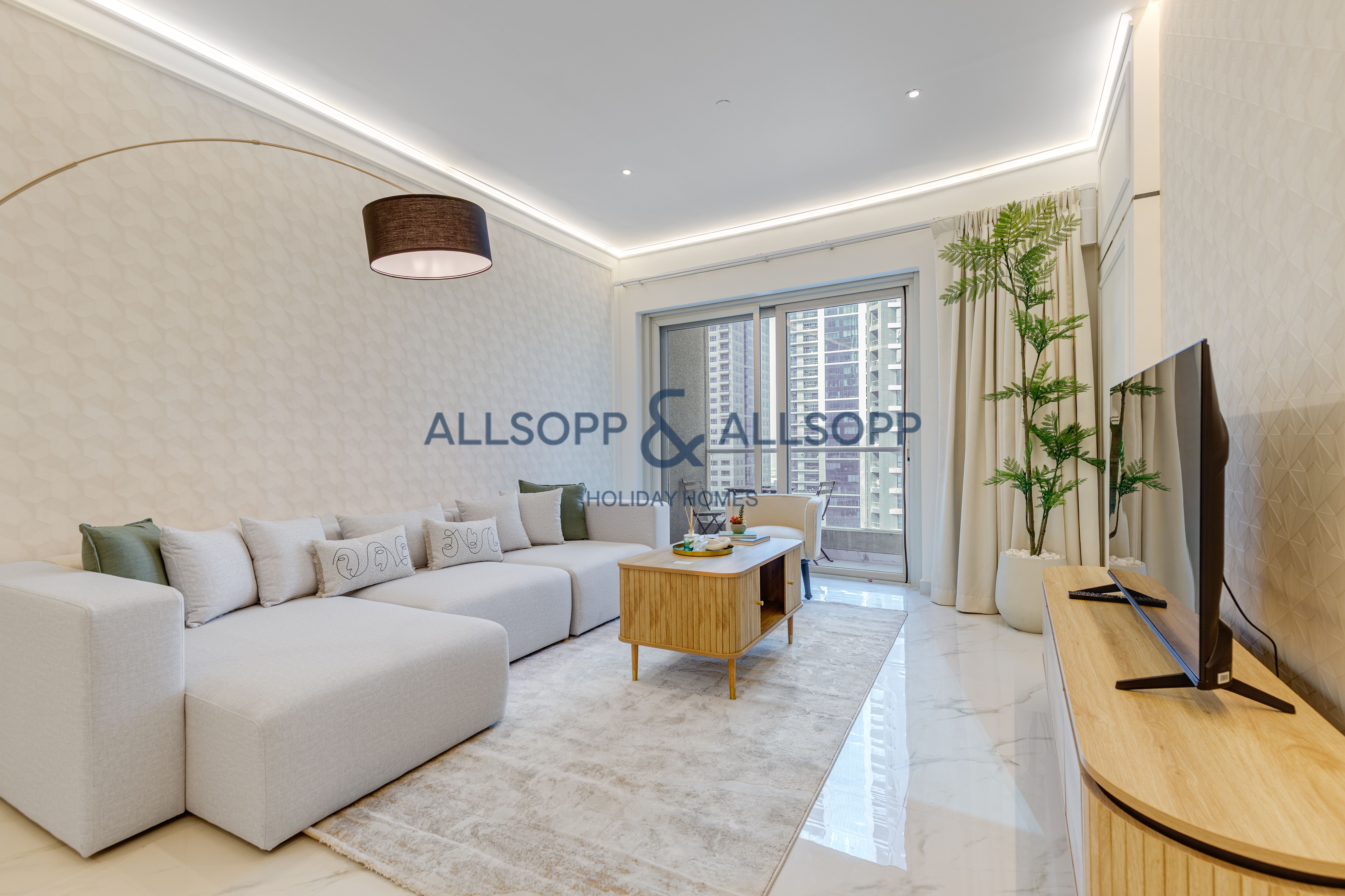 Elegant 2 Bedroom at Marina Heights, Dubai Marina