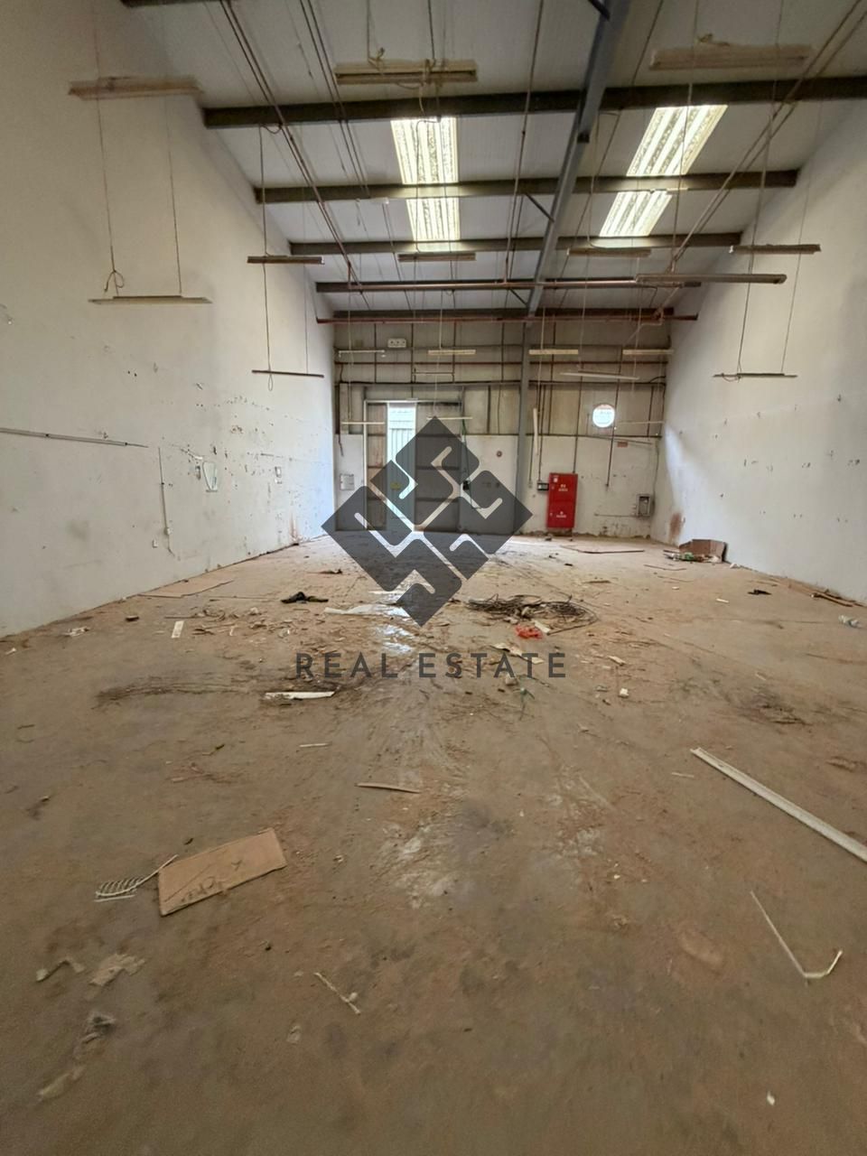 Warehouse for rent in umm al quwain 2200 sqft 25 kw 70000 dirham