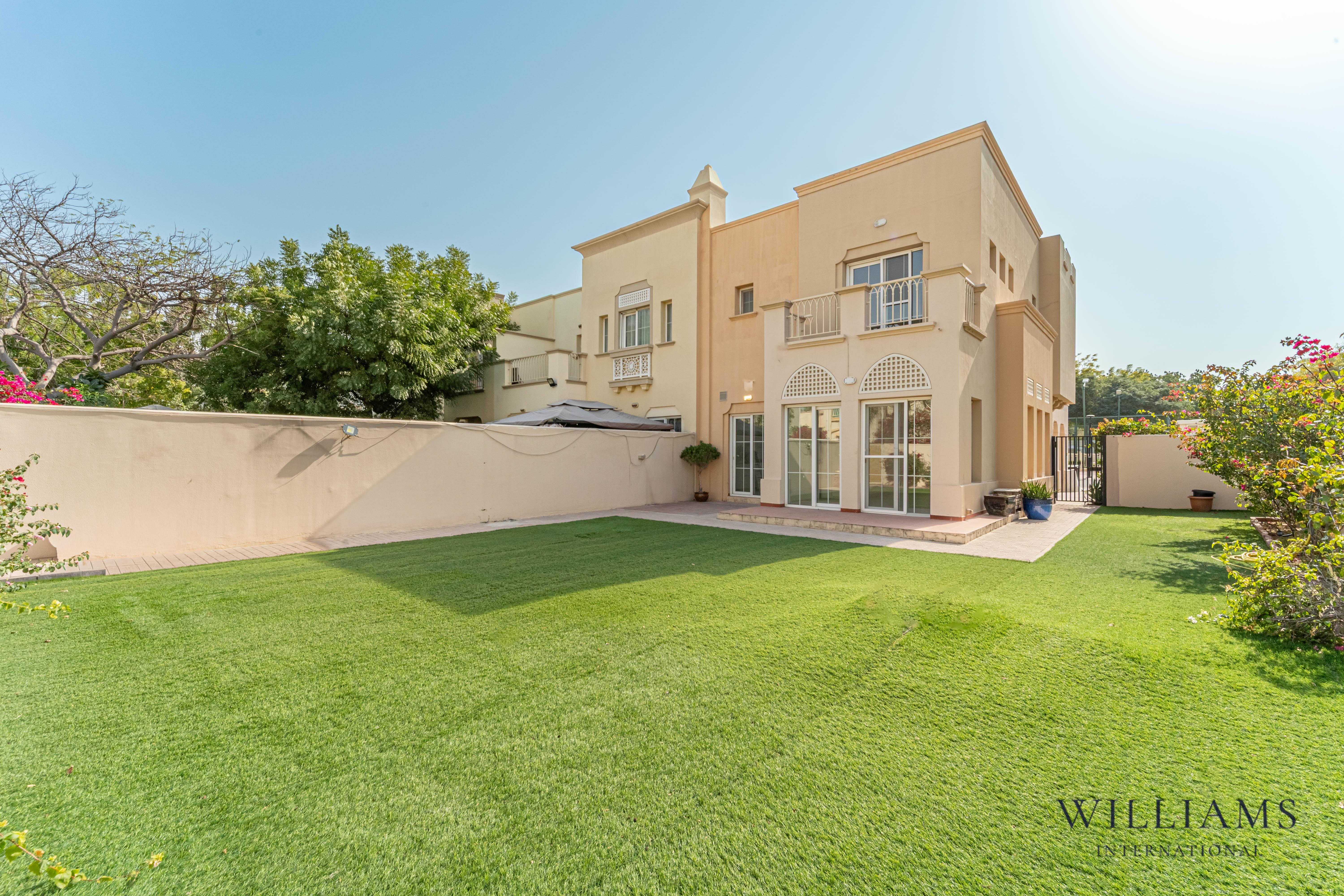 POOL AND PARK VIEW | VACANT | TYPE 3E | BIG PLOT |