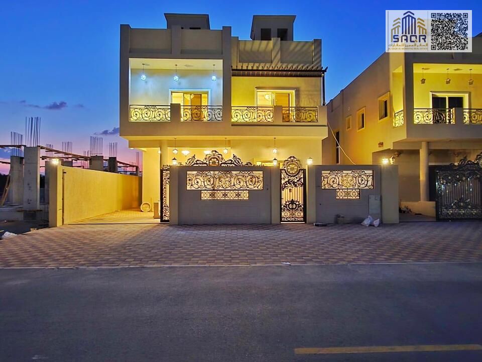 Modern villa design in a prime location / Freehold ownership for life / Fees included