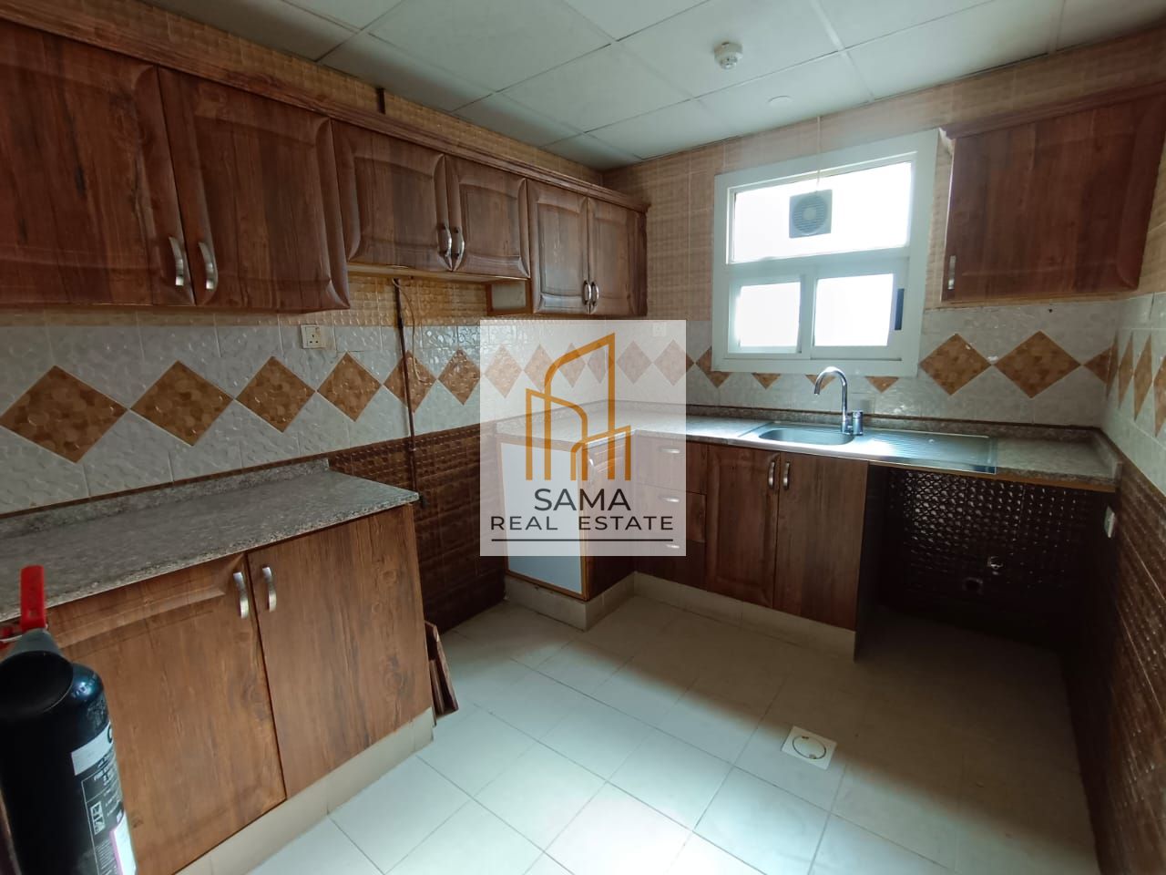 Family 1BR luxury Apartment 2bathroom with balcony 12 cheques only 42k muwaileh