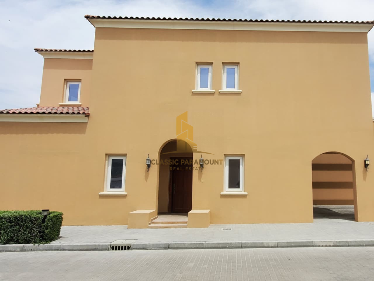 Upgraded | 3-Bedroom | Single Row | Cluster Home