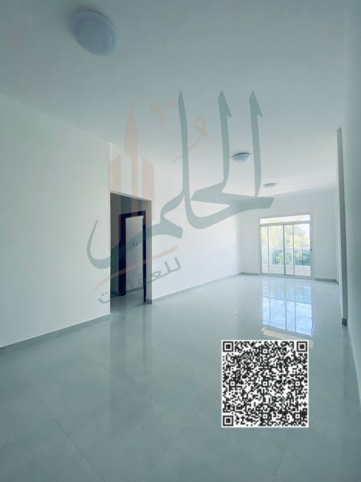 Are you looking for a home that offers space, comfort, and an excellent location? We are pleased to offer a spacious and modern apartment in a brand-n