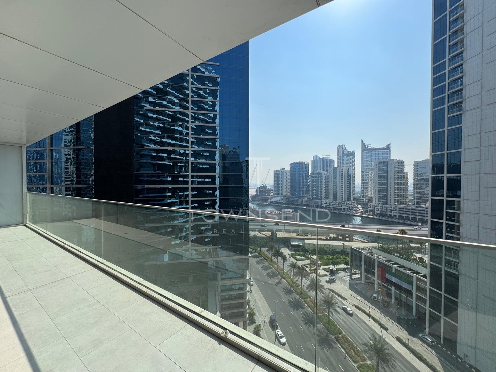 Vacant | Furnished | Stunning View