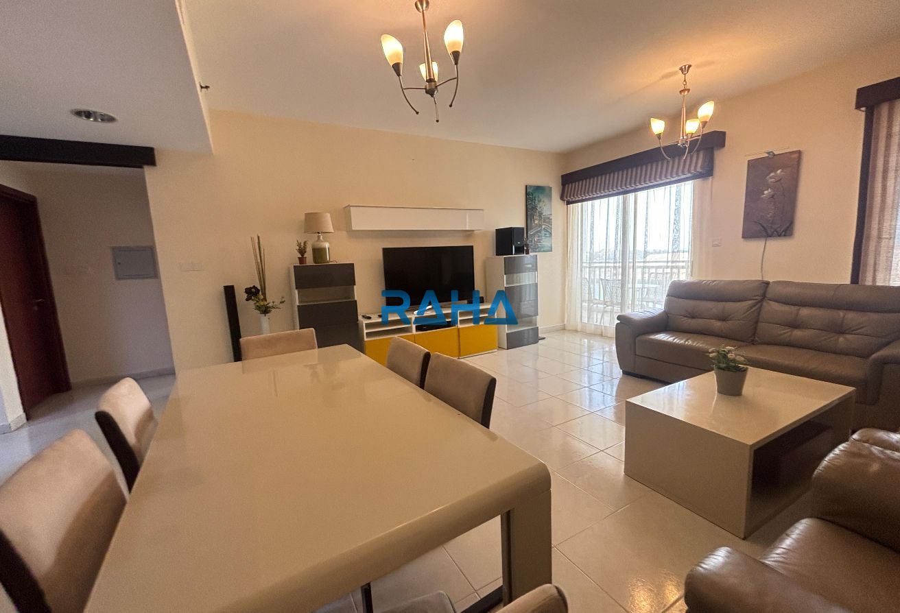 Spacious 2 BR Lagoon B8 with Family Amenities