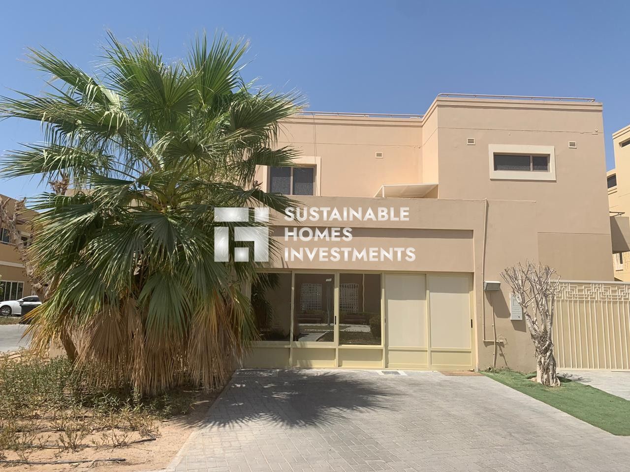 Corner Unit l Private Swimming Pool l Rented