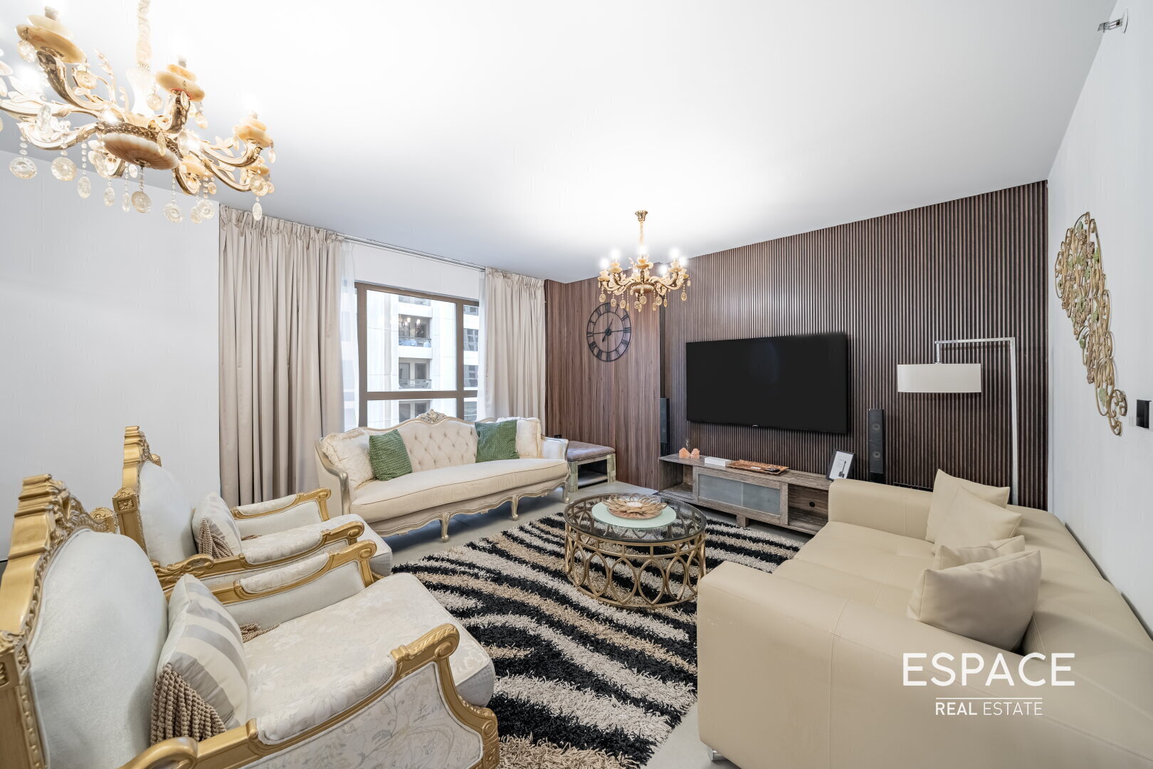 Fully Renovated |Fully Furnished| Vacant