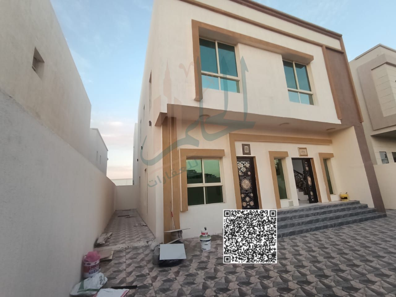 Here's a neat and ready-to-publish ad: Villa for rent in Al Zahia A distinctive villa with an area of 3014 sq ft 5 bedrooms Majlis (formal
