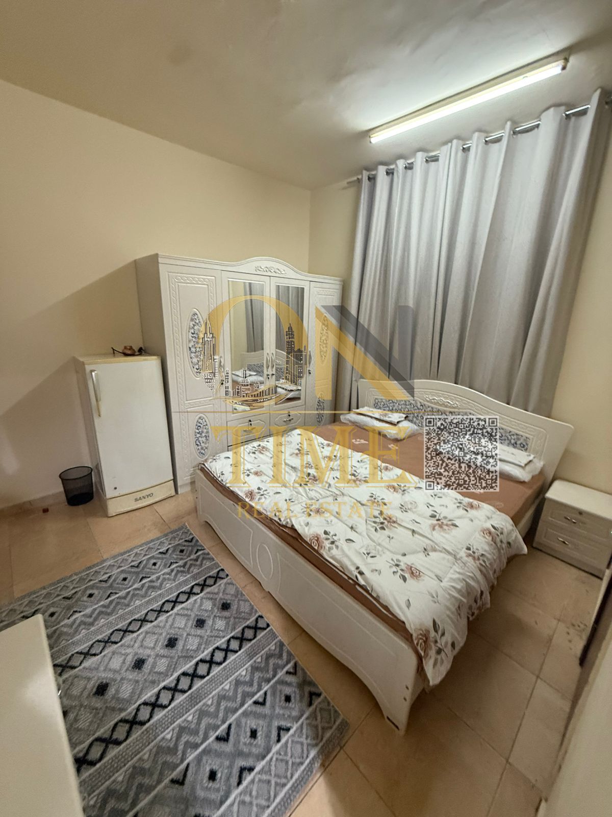 First occupancy studio apartment at a discounted price in Al Bustan, furnished, including bills and internet.