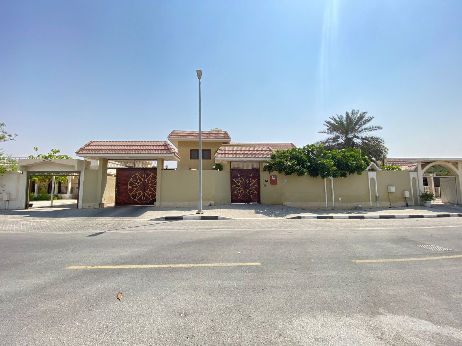 TWO FLOOR VILLA FOR SALE IN SHARJAH DARARI