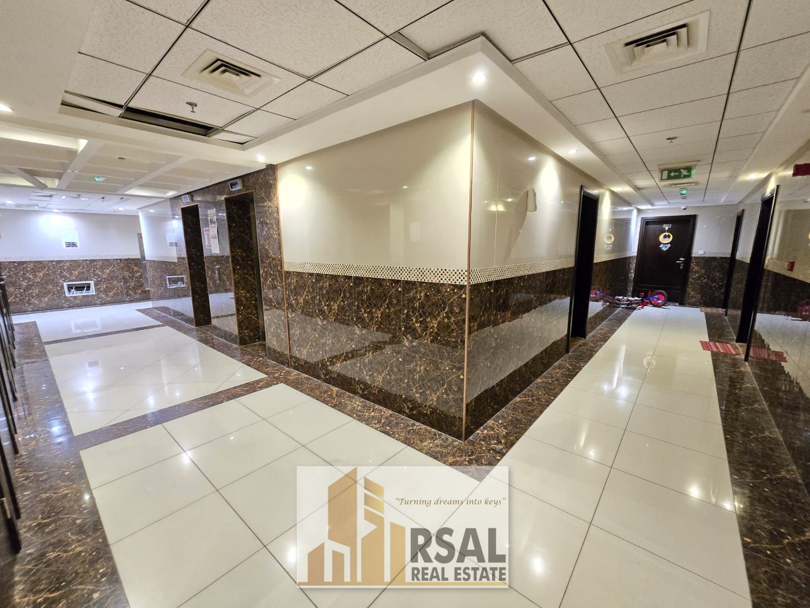 New Spacious Luxury 1-BHK Apartment With Balcony Wardrobes 2-Bathrooms Car Parking Near Family Park