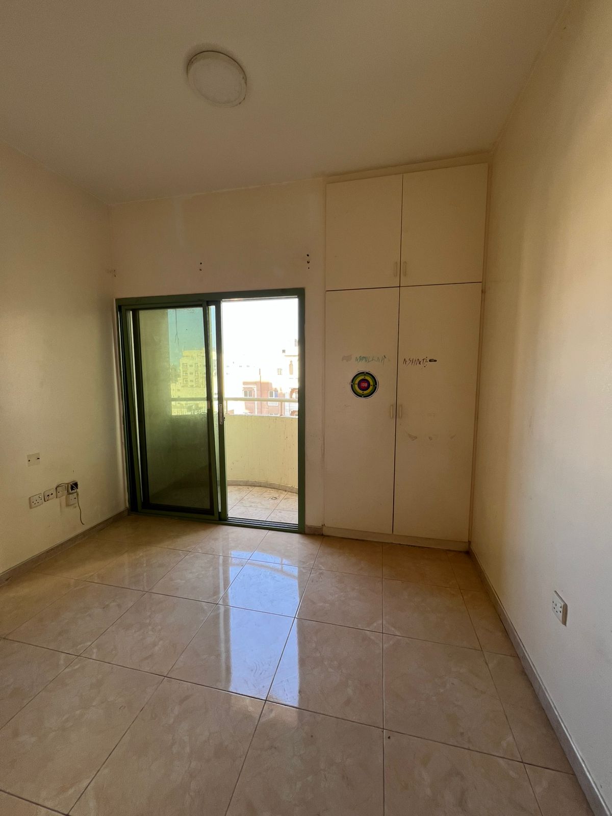 One bedroom and living room in Al Majara with spacious areas and a balcony with an open view, central air conditioning and gas, with flexible payment