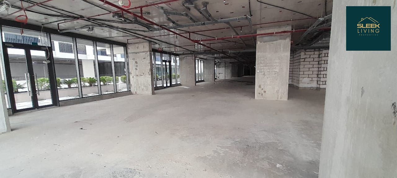 High-Visibility Retail Unit | Ground | 4 Parkings