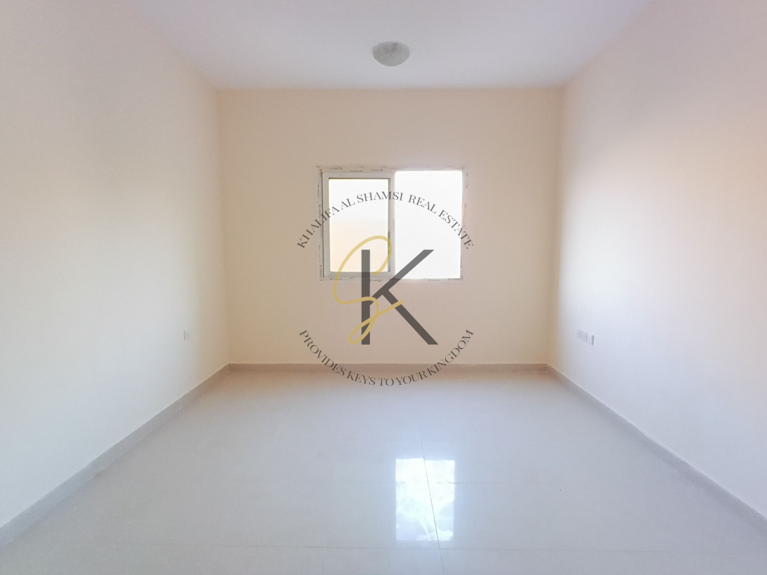 Day of Deal 1BHK Ready to move full of family building for contact Babar