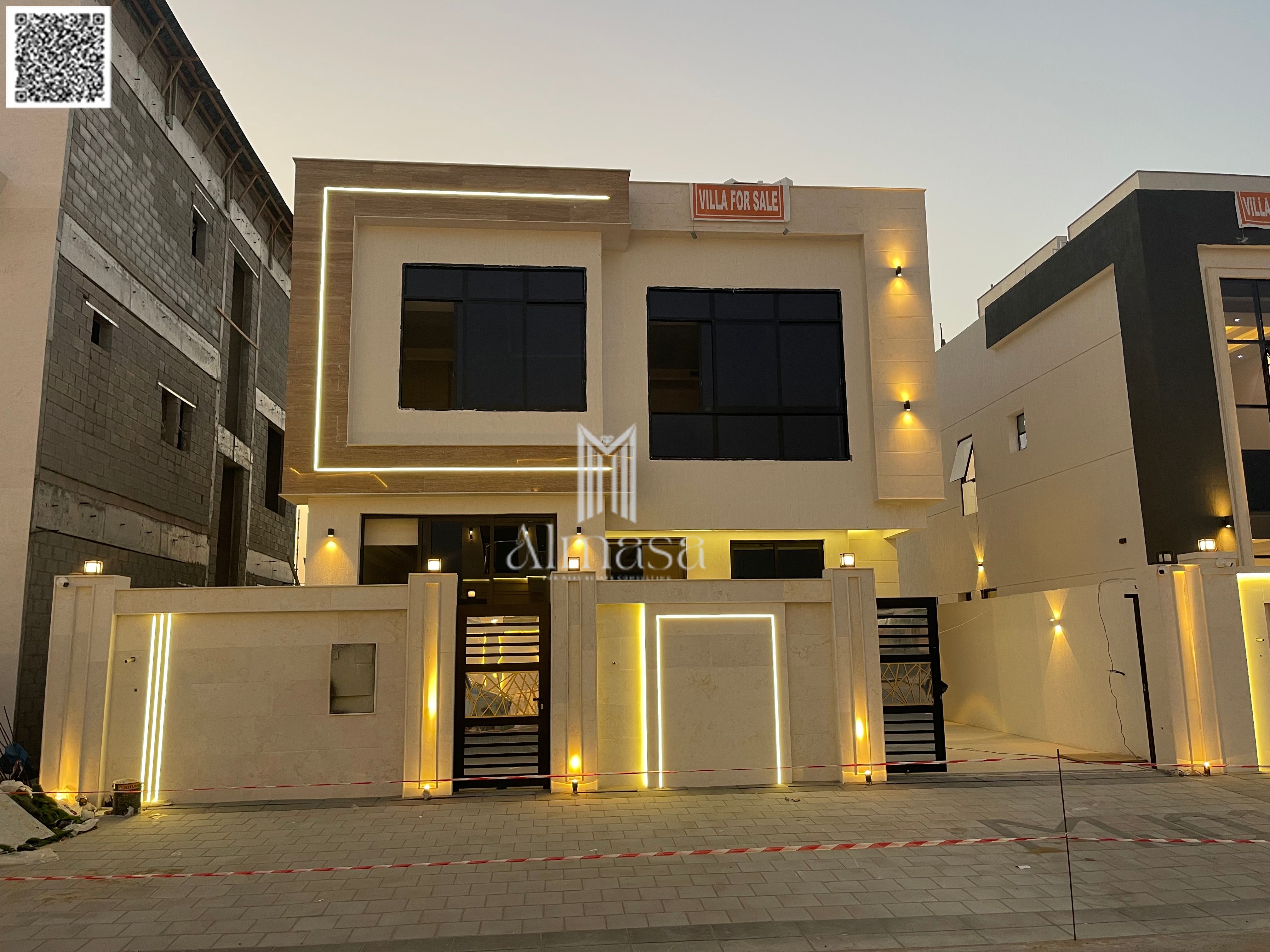 Distinctive Modern Villa with Roof and Majlis – Spacious Design in Al Helio 2