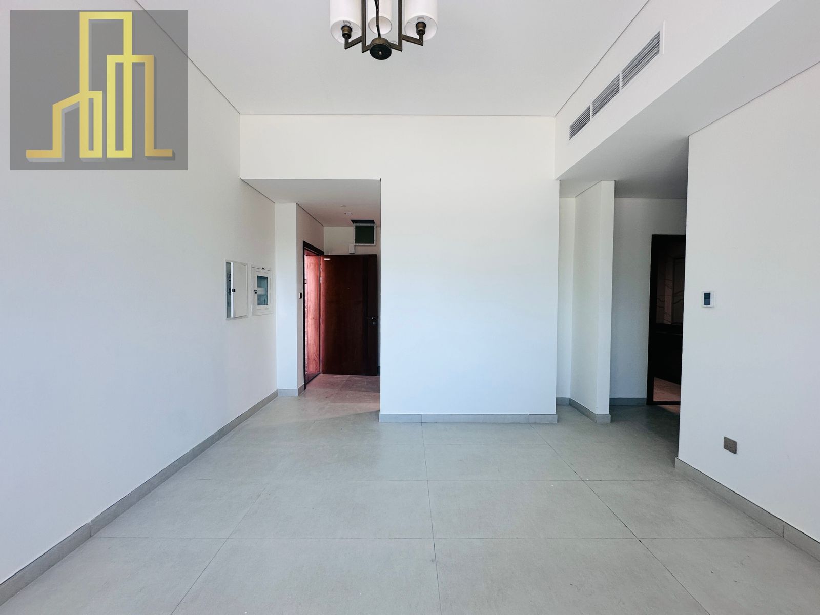 Elegant 2BHK Flat Featuring Functional Spaces, Bright Interiors & Urban Convenience