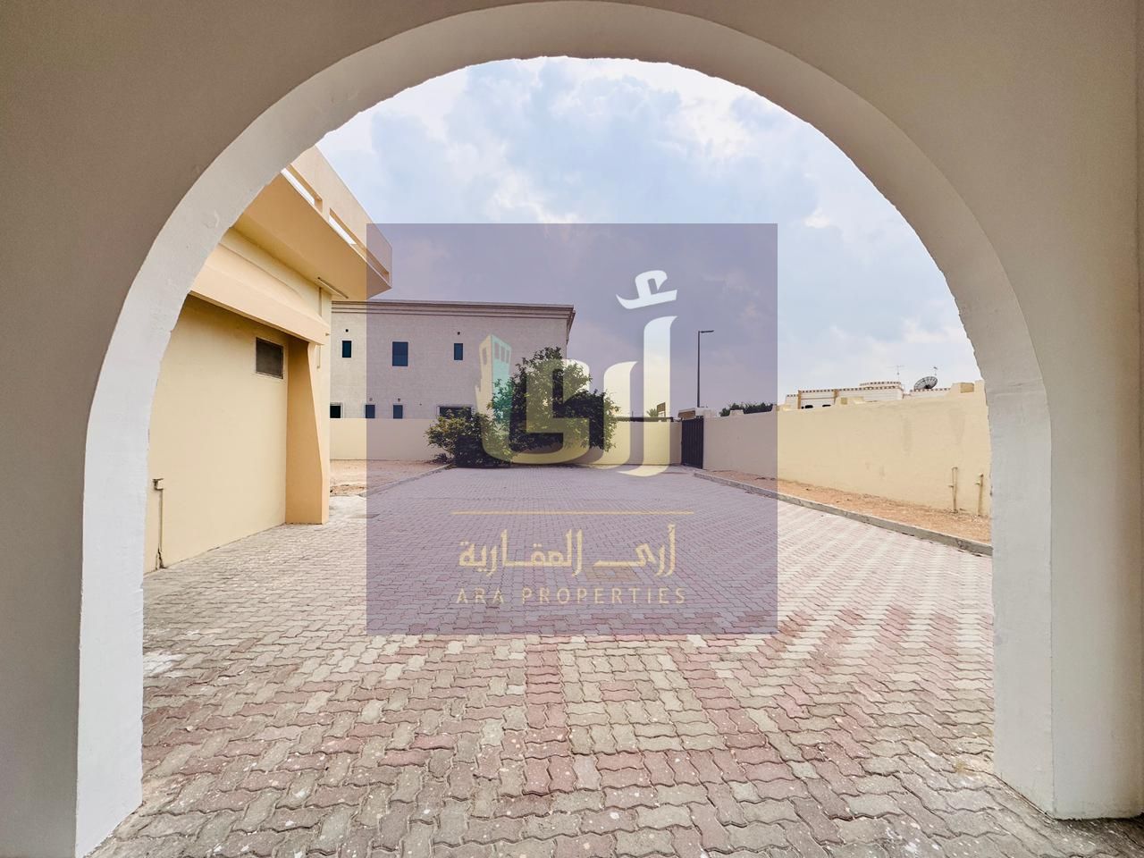 Spacious 3-Bedroom Villa for Rent Villa Big Majlis Rent Only 90k In Al Talae