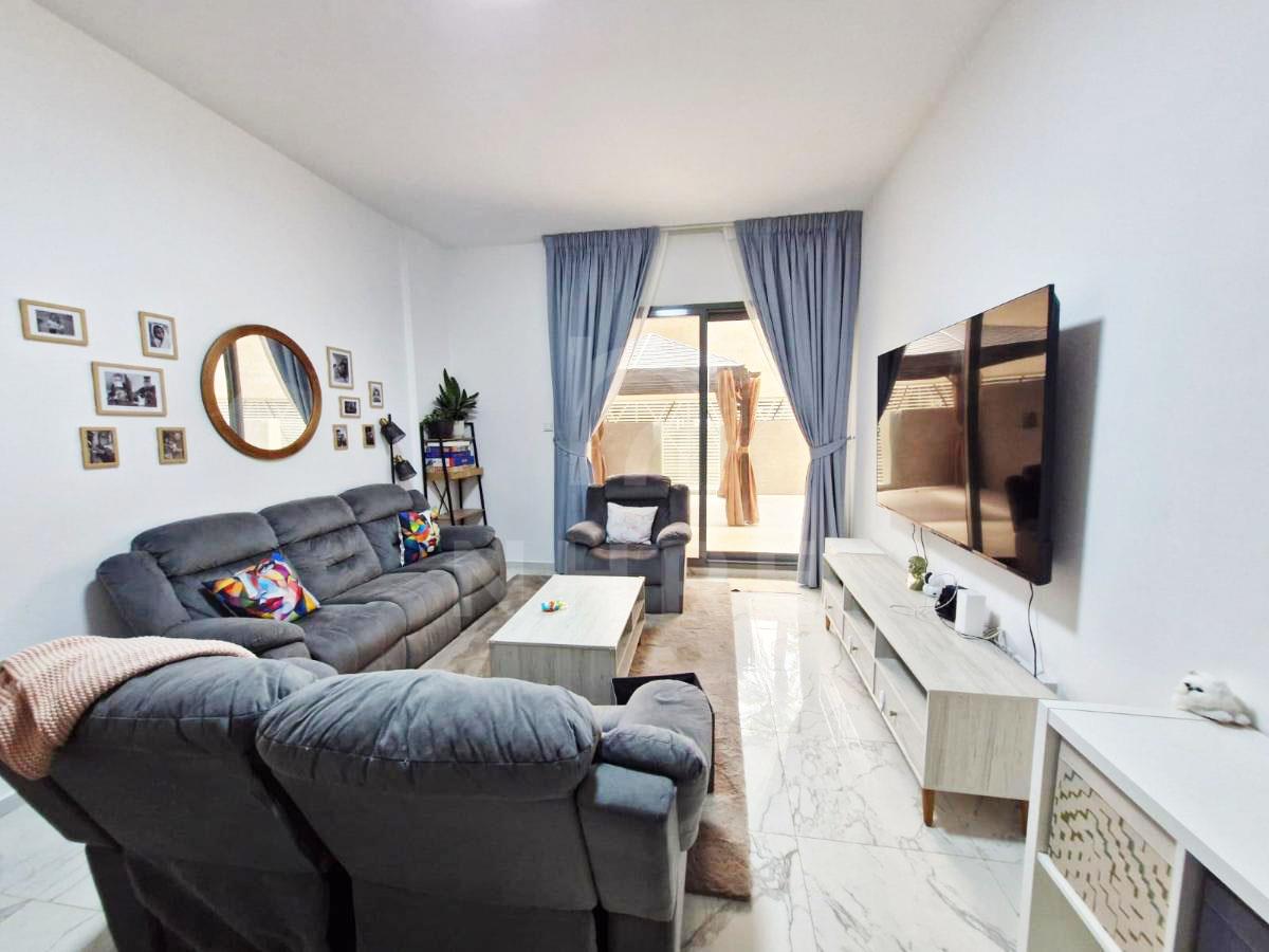 OUTDOOR TERRACE | 2 BED/ 3 BATH | ENCLOSED KITCHEN