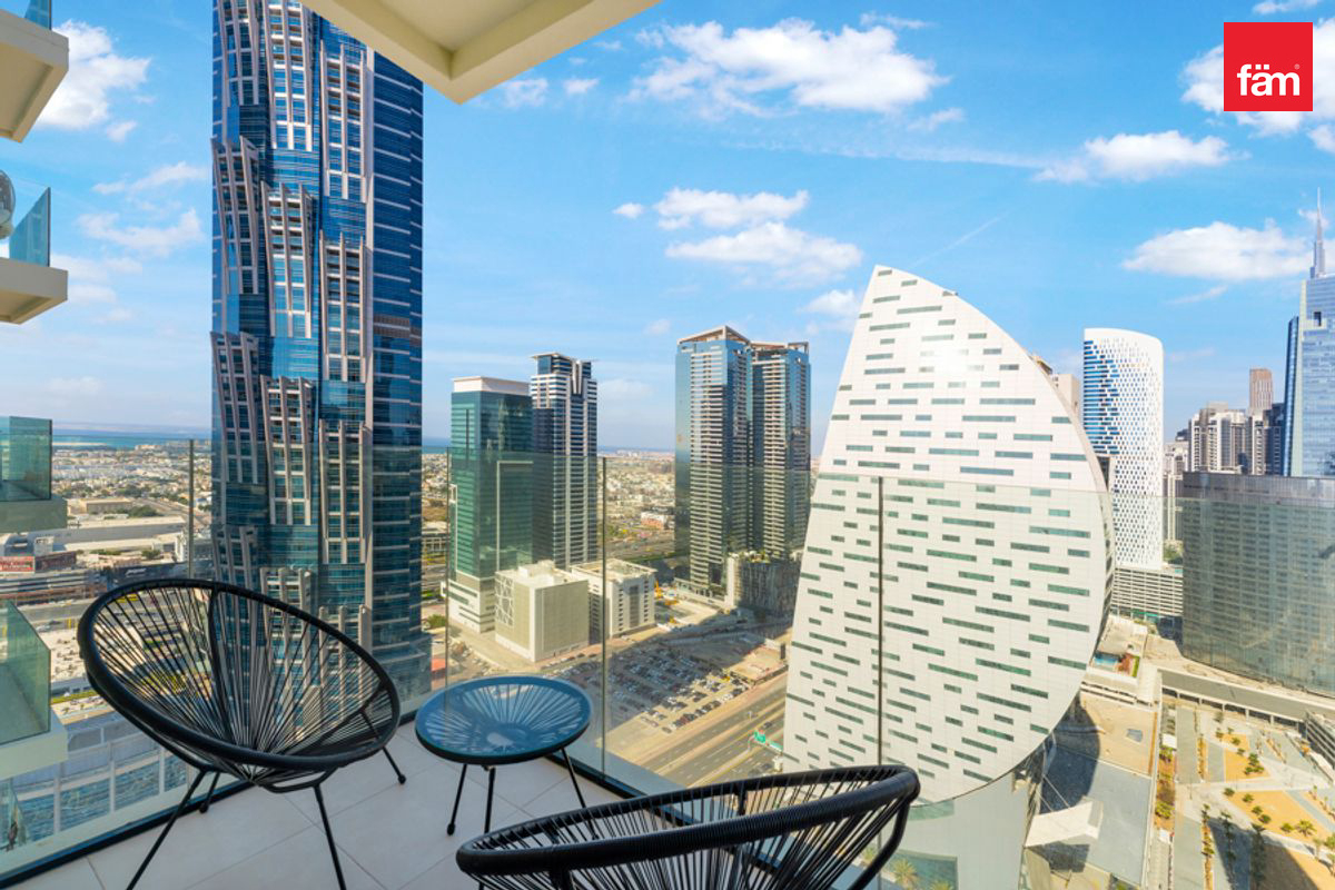 Vacant | Luxury Furnished 2br | Skyline Views