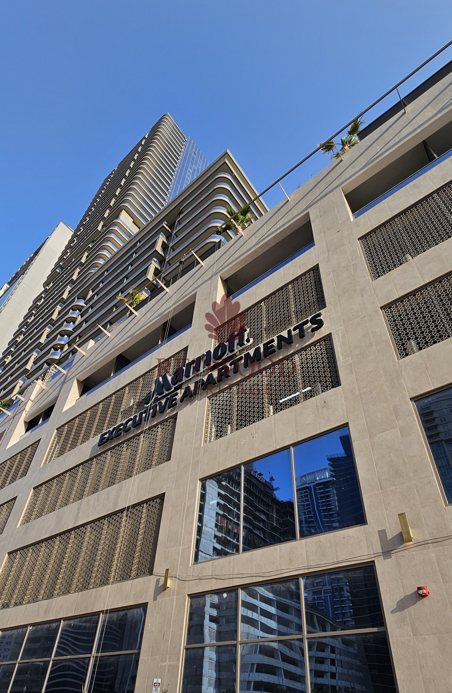 4BR Luxury Penthouse | Exclusi...