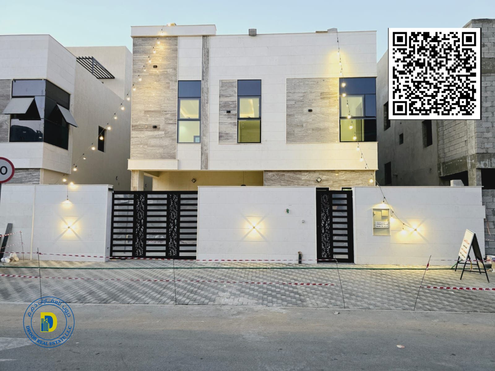Luxury villa for sale in Al-Haliyo 2 area, 7 rooms, majlis, hall and roof, registration fees included