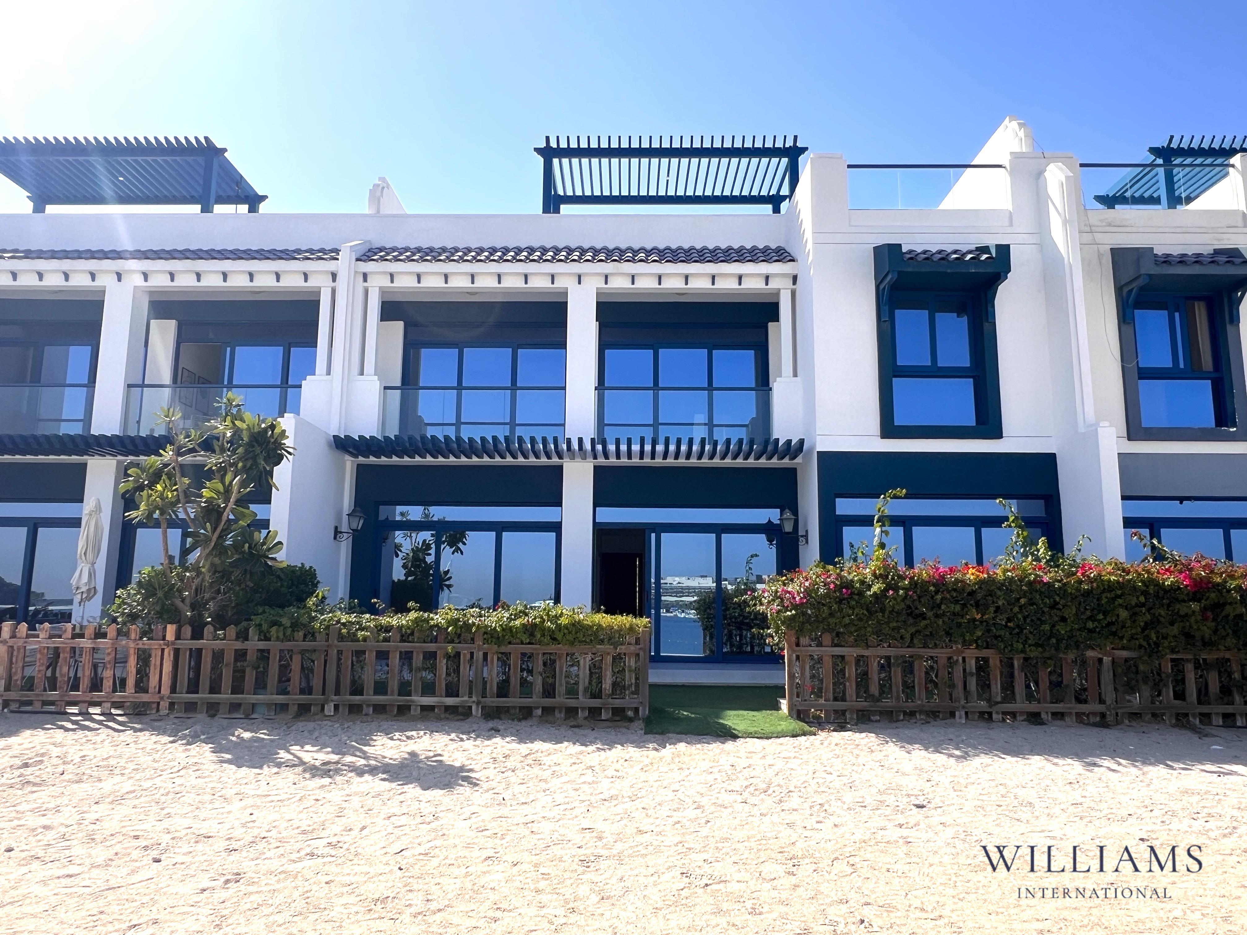 PRIME TIP VILLA| PRIVATE BEACH | BURJ AL ARAB VIEW