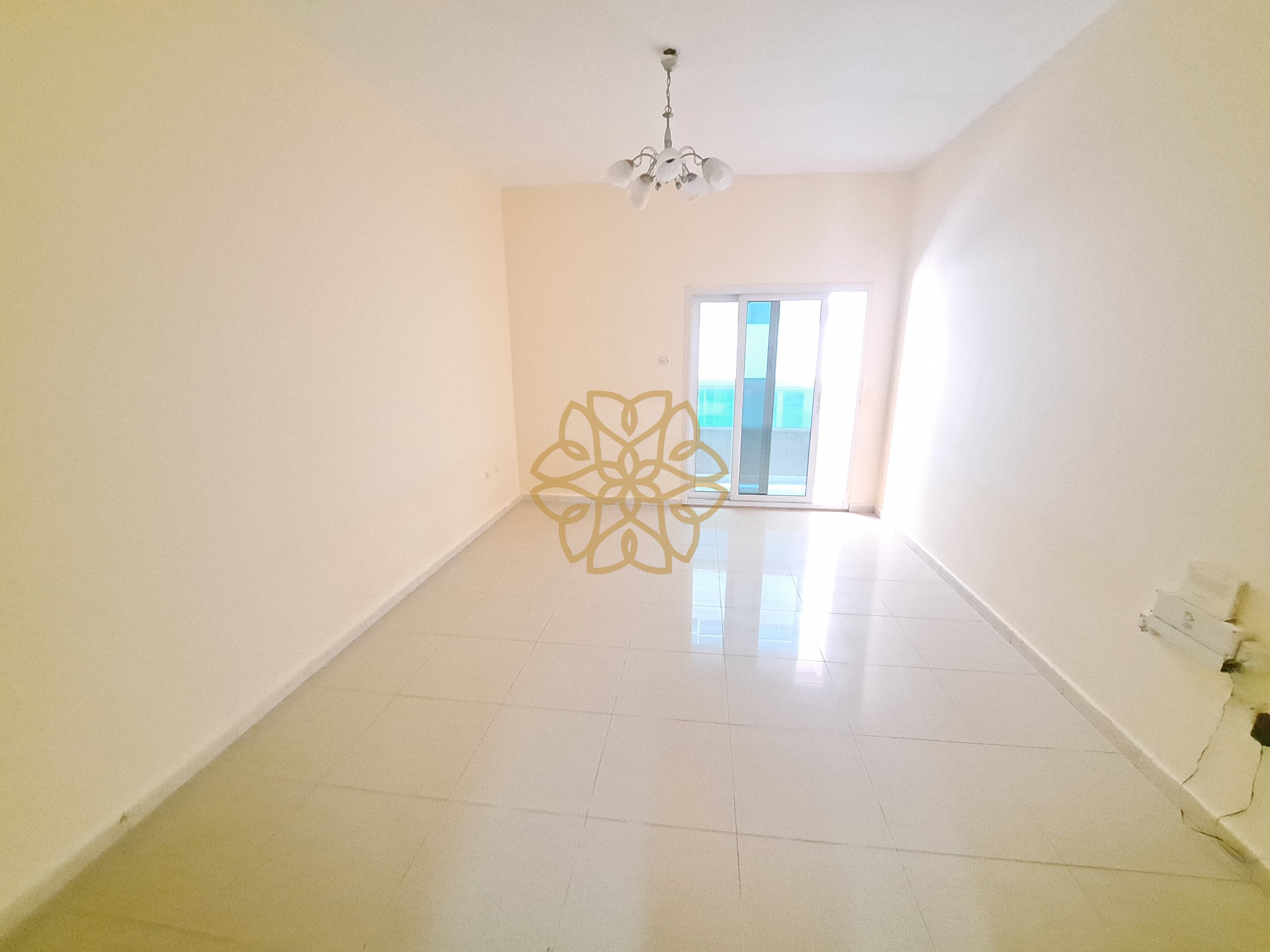 Good 1BHK No Deposit Balcony In Al Taawun