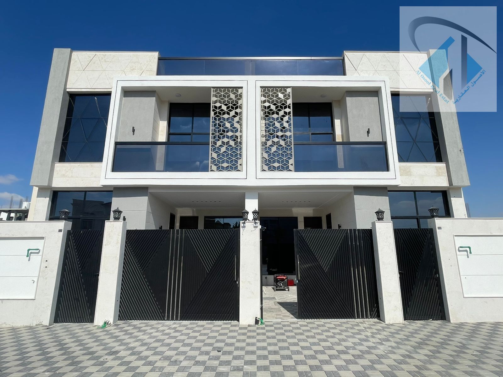 Sale for brand new town house