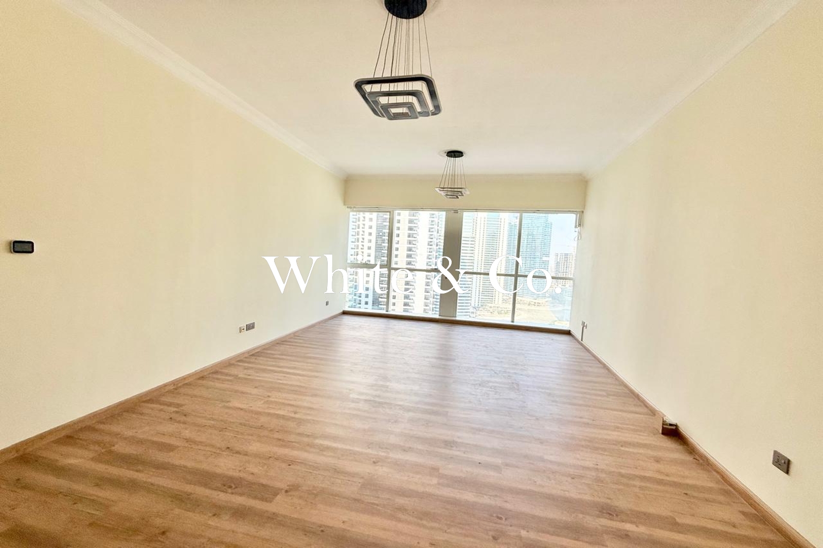 Upgraded | Spacious Unit | Unfurnished