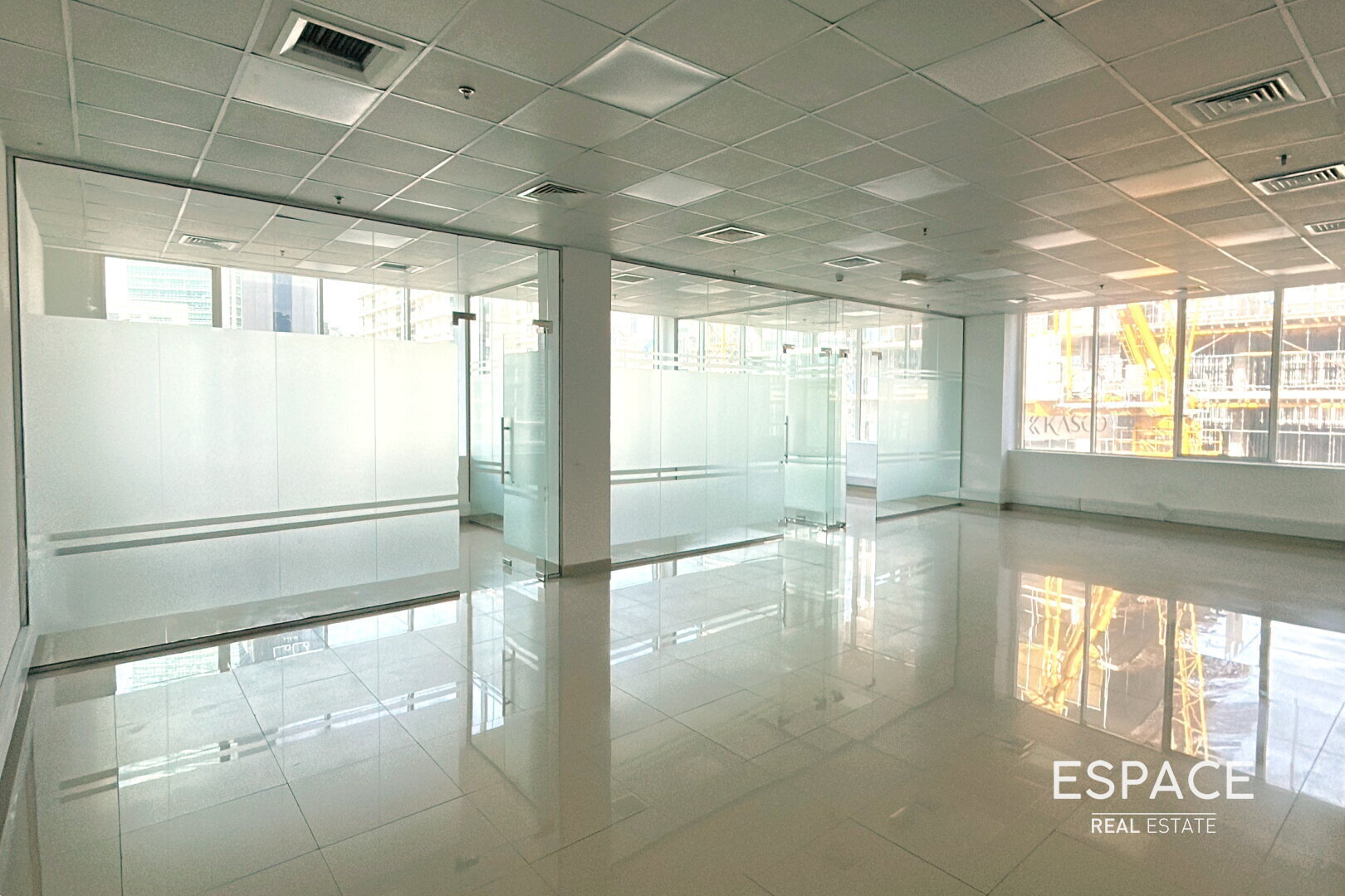 Easy Access | No Traffic | Al Khail Road