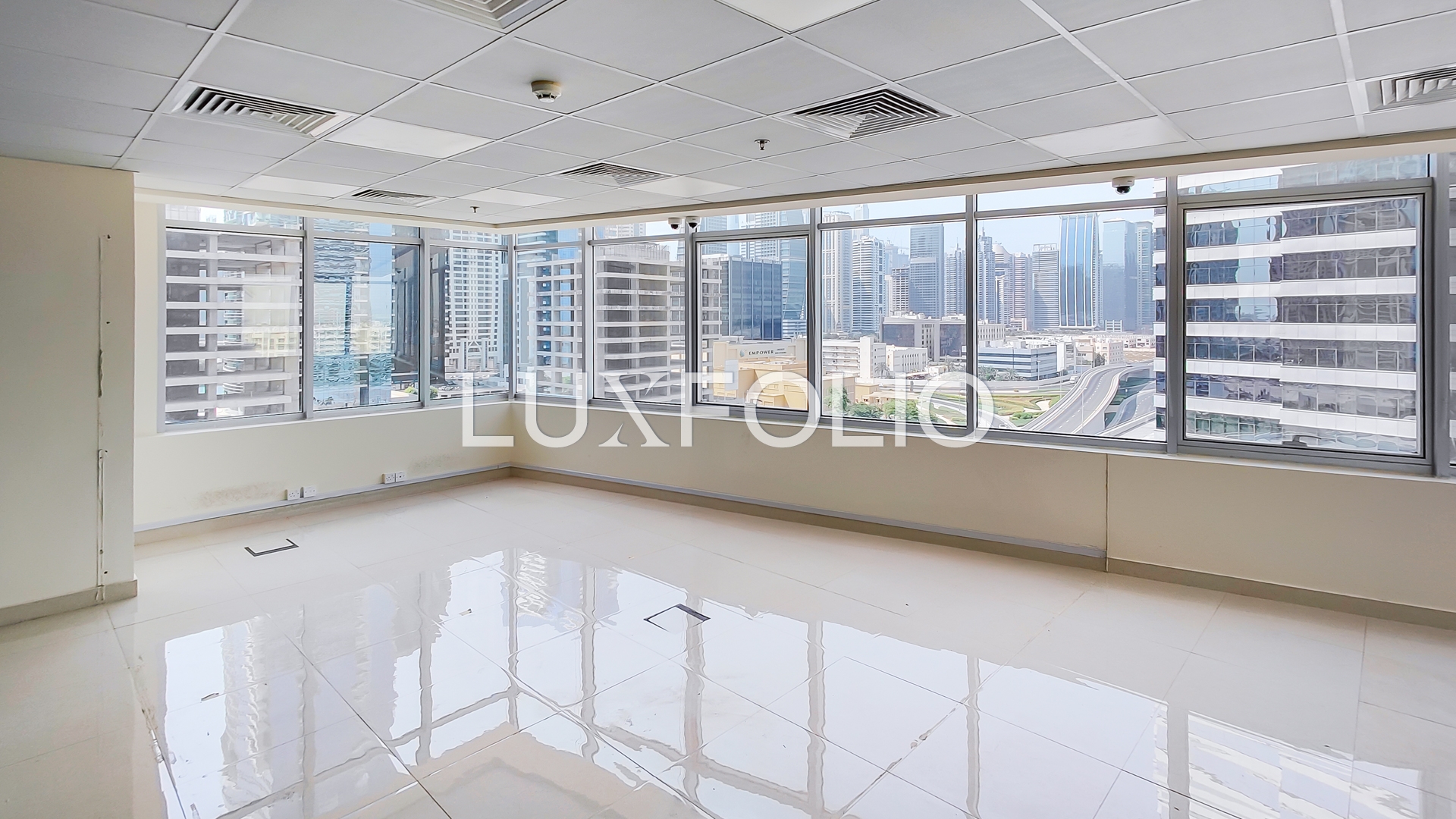 Bright Office | Prime Road View | Vacant