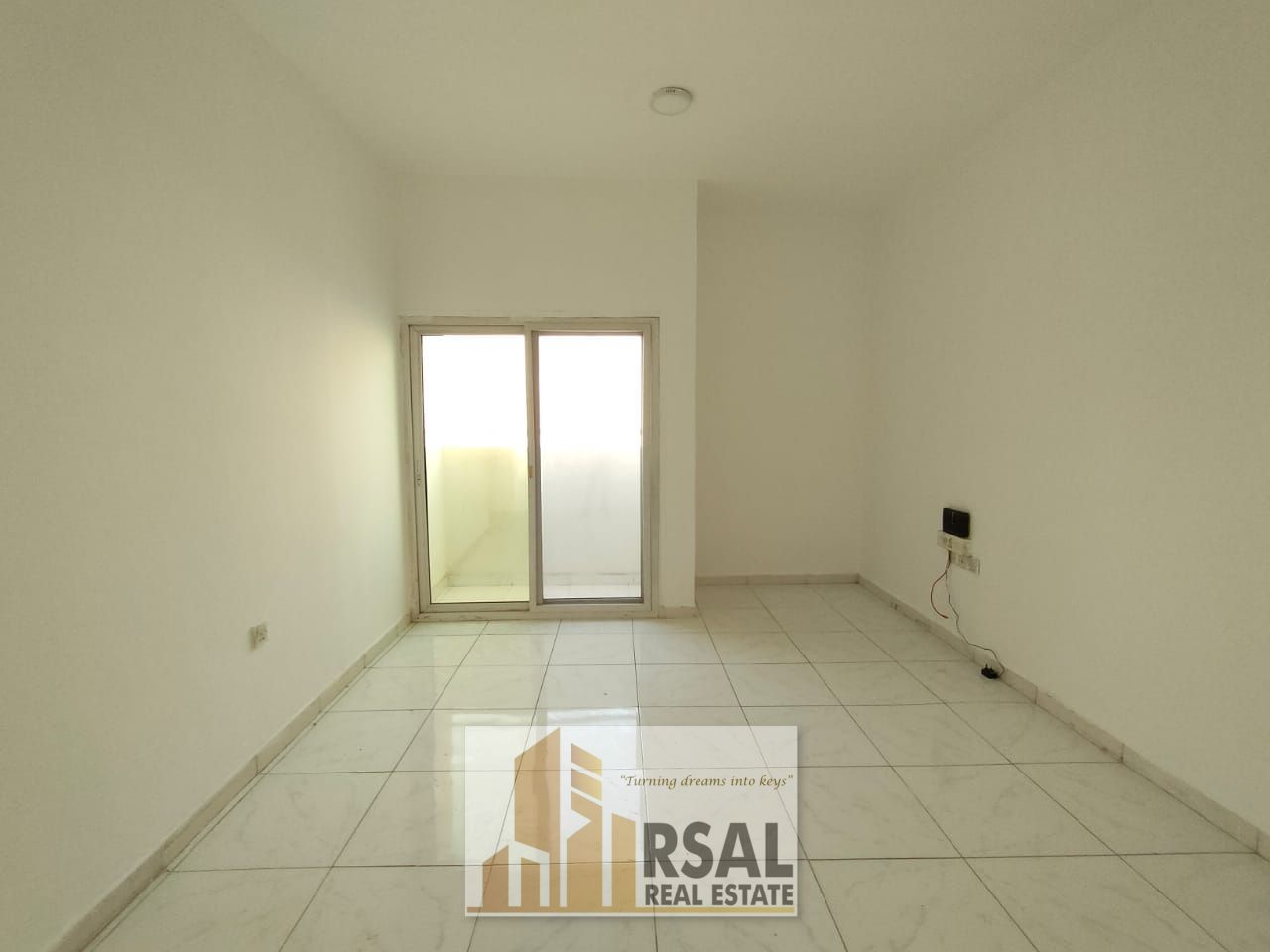 1 Bedroom Hall with balcony// no deposit Cash// Easy payment// Ready to move// Close to Small Nesto Supermarket