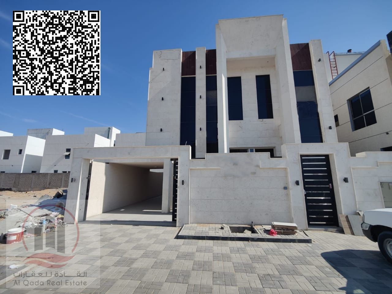 First occupancy villa for rent, 5 master bedrooms, Al-Haliyo 2
