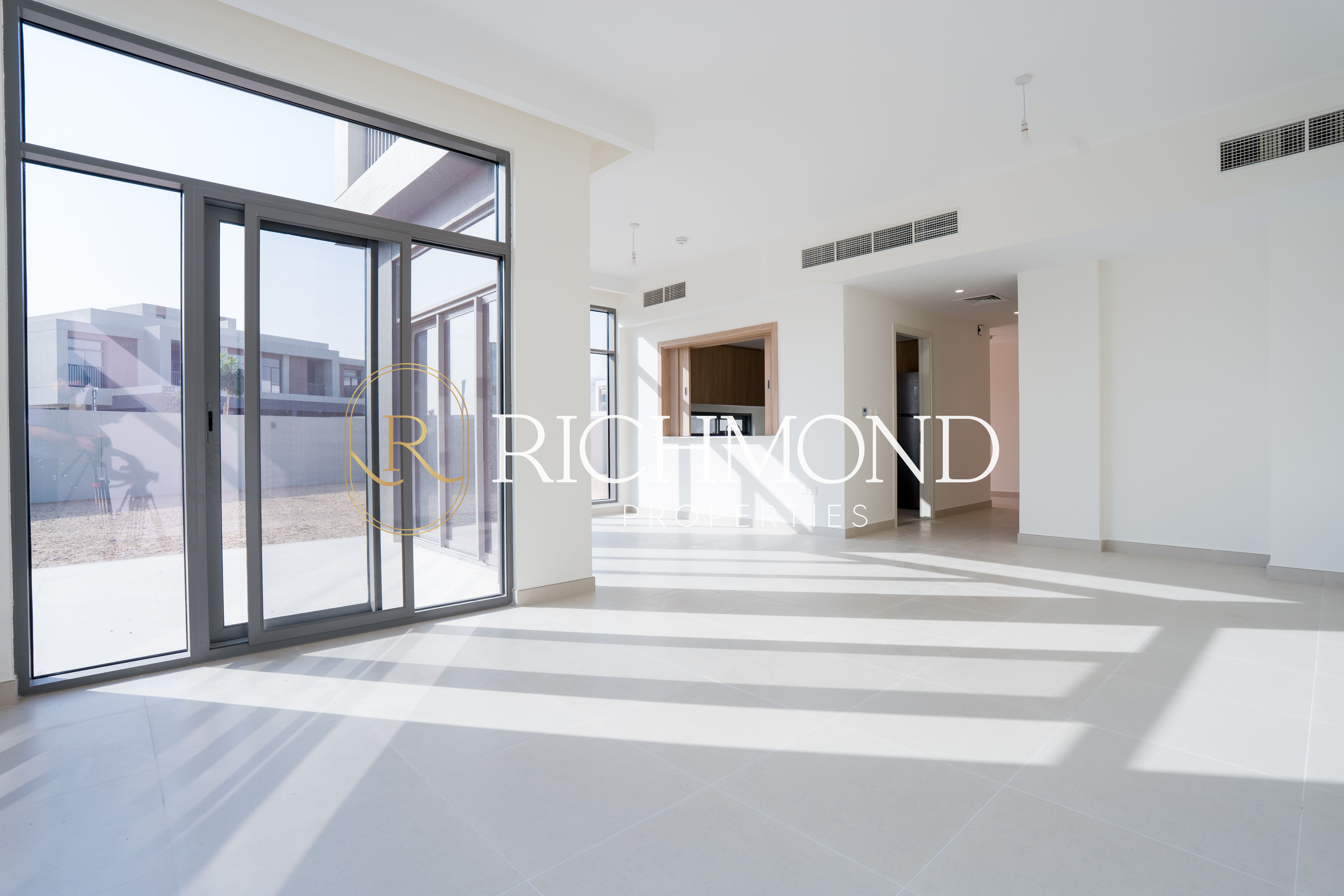 Instant Move In | Fully Fitted | Maid + Study