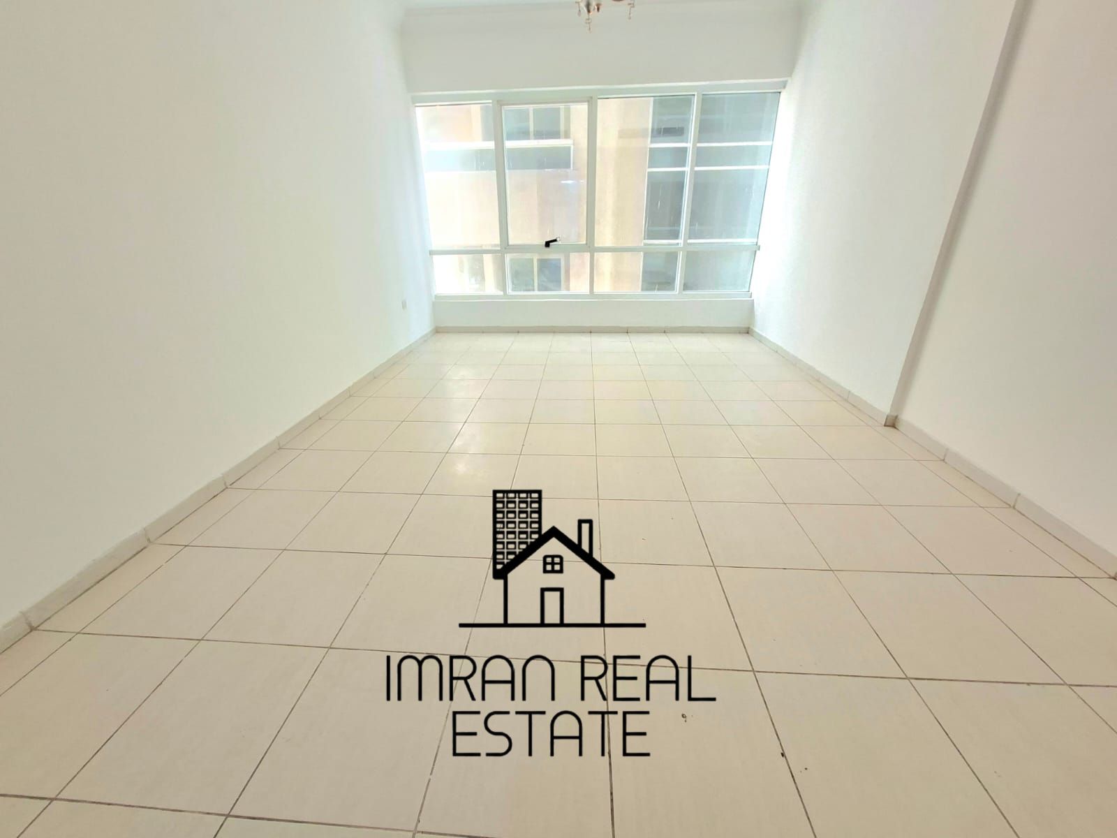 Luxury 1bhk family tower free swimming pool free gym