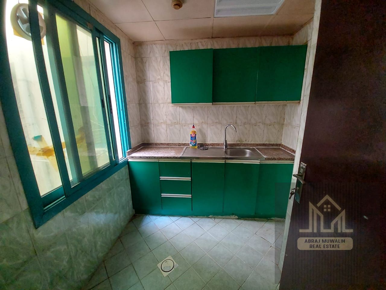 Studio with Seperate Kitchen“Limited Offer! Studio in Muwalih for 25K in Muwalih Sharjah