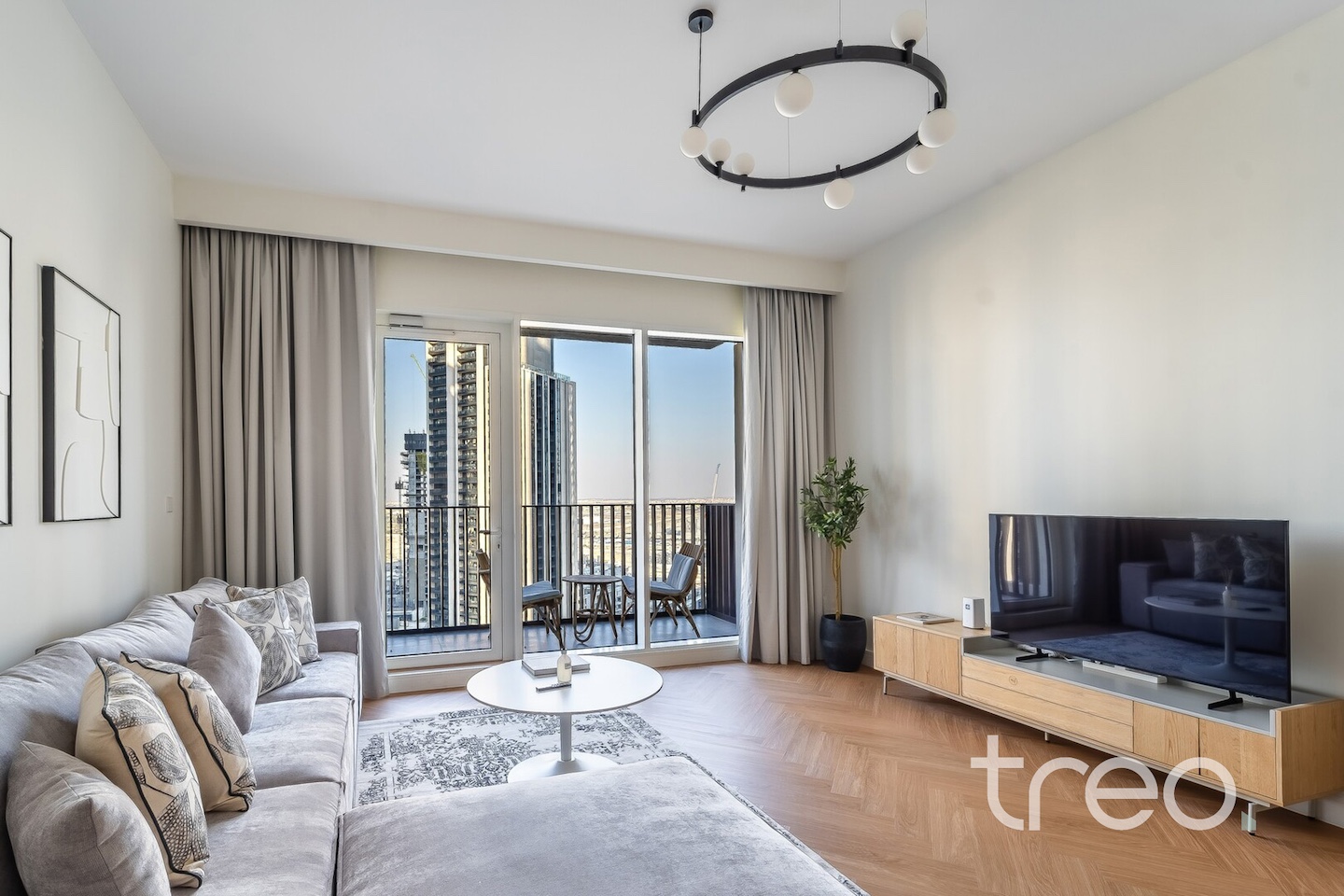 Park View | Spacious Layout | Upgraded