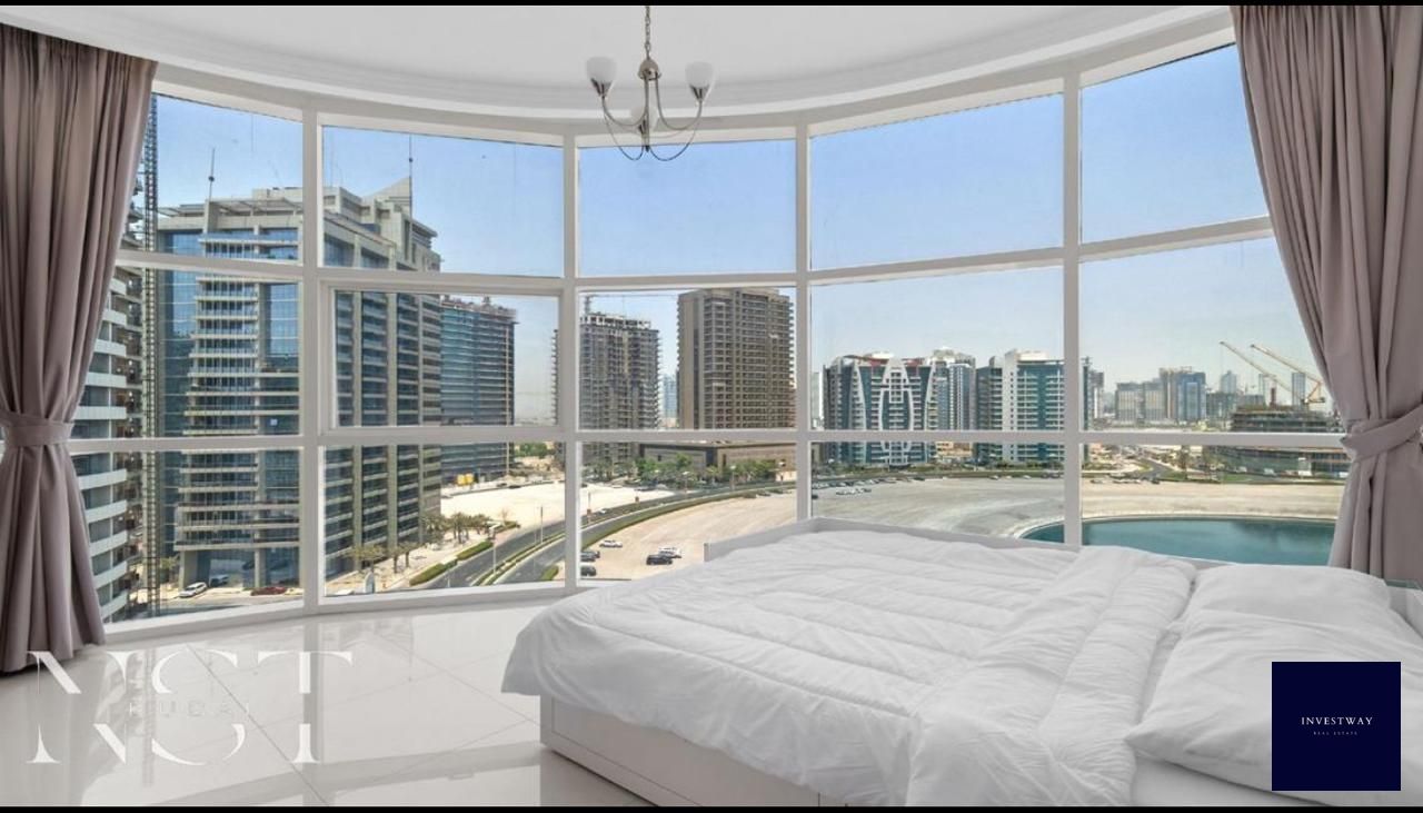 Tenanted | FURNISHED | Spacious | Upgraded | Modern