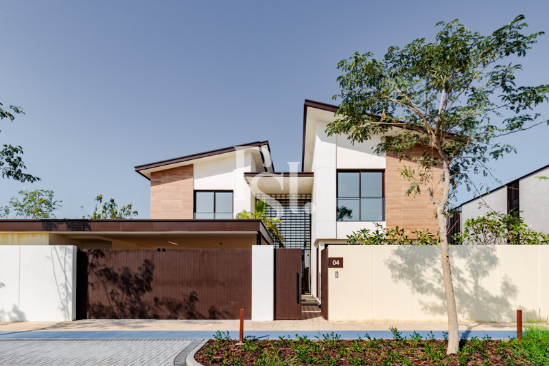 Corner Unit | Big Plot | Premium Property